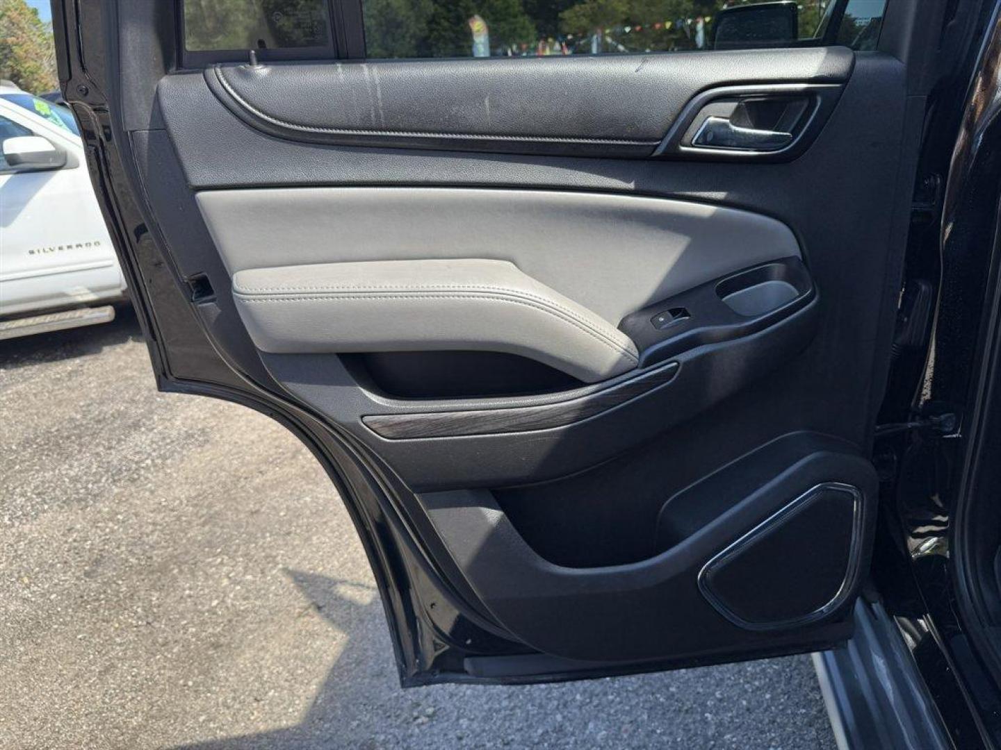 2015 Black /Black Chevrolet Tahoe (1GNSKBKC3FR) with an 5.3l V8 DI VVT Flex 5.3l engine, Automatic transmission, located at 745 East Steele Rd., West Columbia, SC, 29170, (803) 755-9148, 33.927212, -81.148483 - Special Internet Price! 2015 Chevrolet Tahoe - Photo#21