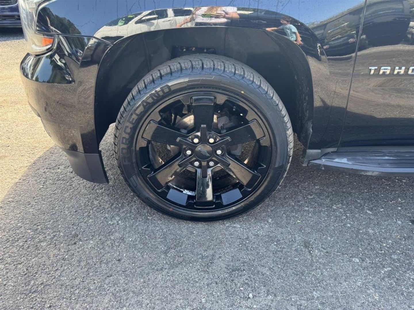 2015 Black /Black Chevrolet Tahoe (1GNSKBKC3FR) with an 5.3l V8 DI VVT Flex 5.3l engine, Automatic transmission, located at 745 East Steele Rd., West Columbia, SC, 29170, (803) 755-9148, 33.927212, -81.148483 - Special Internet Price! 2015 Chevrolet Tahoe - Photo#37