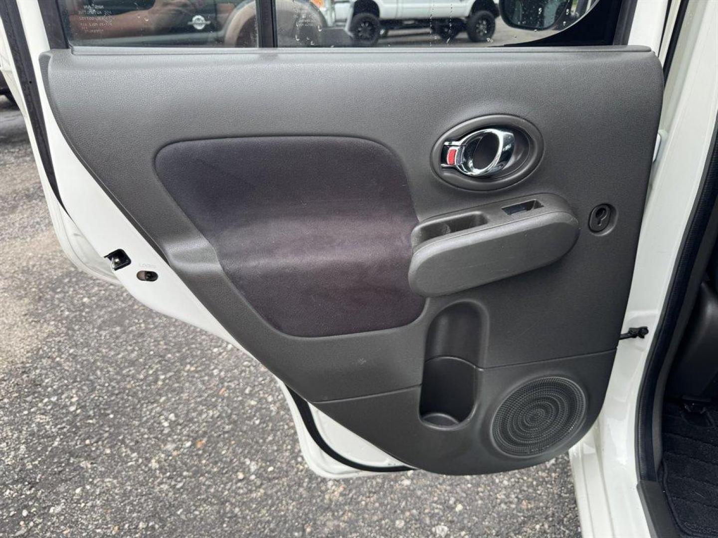 2012 White /Black Nissan Cube (JN8AZ2KR9CT) with an 1.8l I-4 DI Dohc 1.8l engine, Automatic transmission, located at 745 East Steele Rd., West Columbia, SC, 29170, (803) 755-9148, 33.927212, -81.148483 - Special Internet Price! 2012 Nissan Cube with AM/FM radio, Cruise control, Cloth interior, Powered windows, Powered door locks, Plus more! - Photo#16