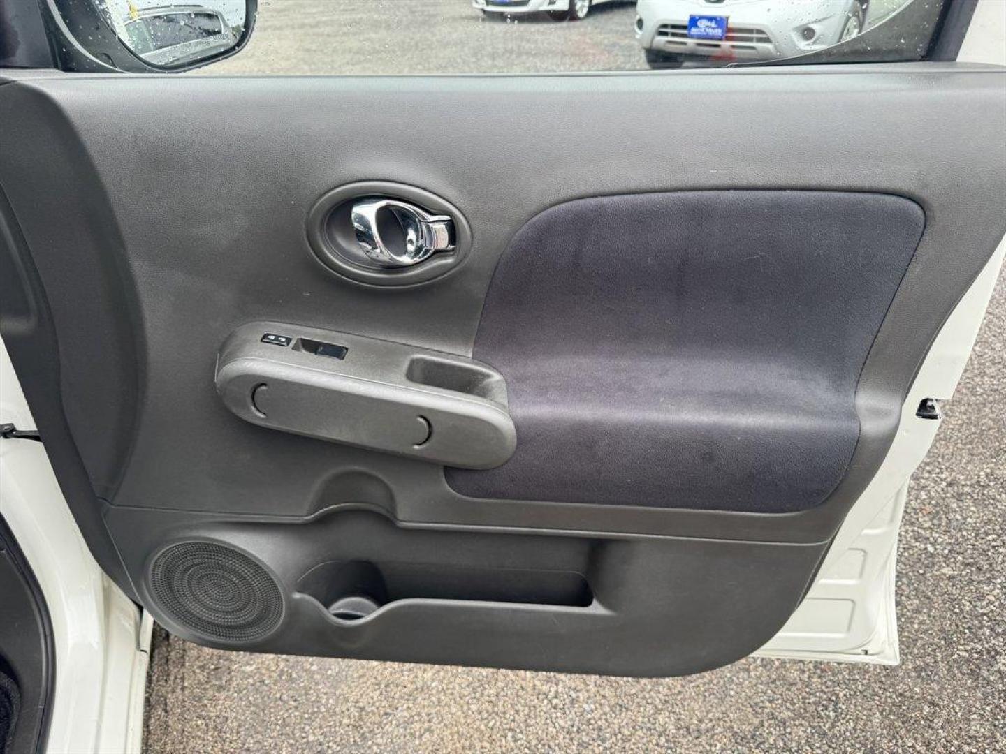 2012 White /Black Nissan Cube (JN8AZ2KR9CT) with an 1.8l I-4 DI Dohc 1.8l engine, Automatic transmission, located at 745 East Steele Rd., West Columbia, SC, 29170, (803) 755-9148, 33.927212, -81.148483 - Special Internet Price! 2012 Nissan Cube with AM/FM radio, Cruise control, Cloth interior, Powered windows, Powered door locks, Plus more! - Photo#20