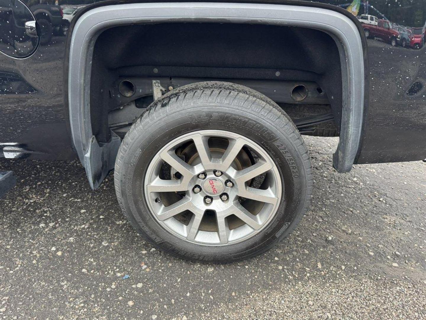 2015 Black /Black GMC Sierra 1500 (3GTU2WEJ9FG) with an 6.2l V8 DI VVT Flex 6.2l engine, Automatic transmission, located at 745 East Steele Rd., West Columbia, SC, 29170, (803) 755-9148, 33.927212, -81.148483 - Special Internet Price! 2015 GMC Sierra 1500 with AM/FM radio, Bluetooth, Backup camera, Navigation, Leather interior, Sunroof, Keyless entry, Powered driver seat, Heated front seats, Powered windows, Powered door locks, Plus more! - Photo#37