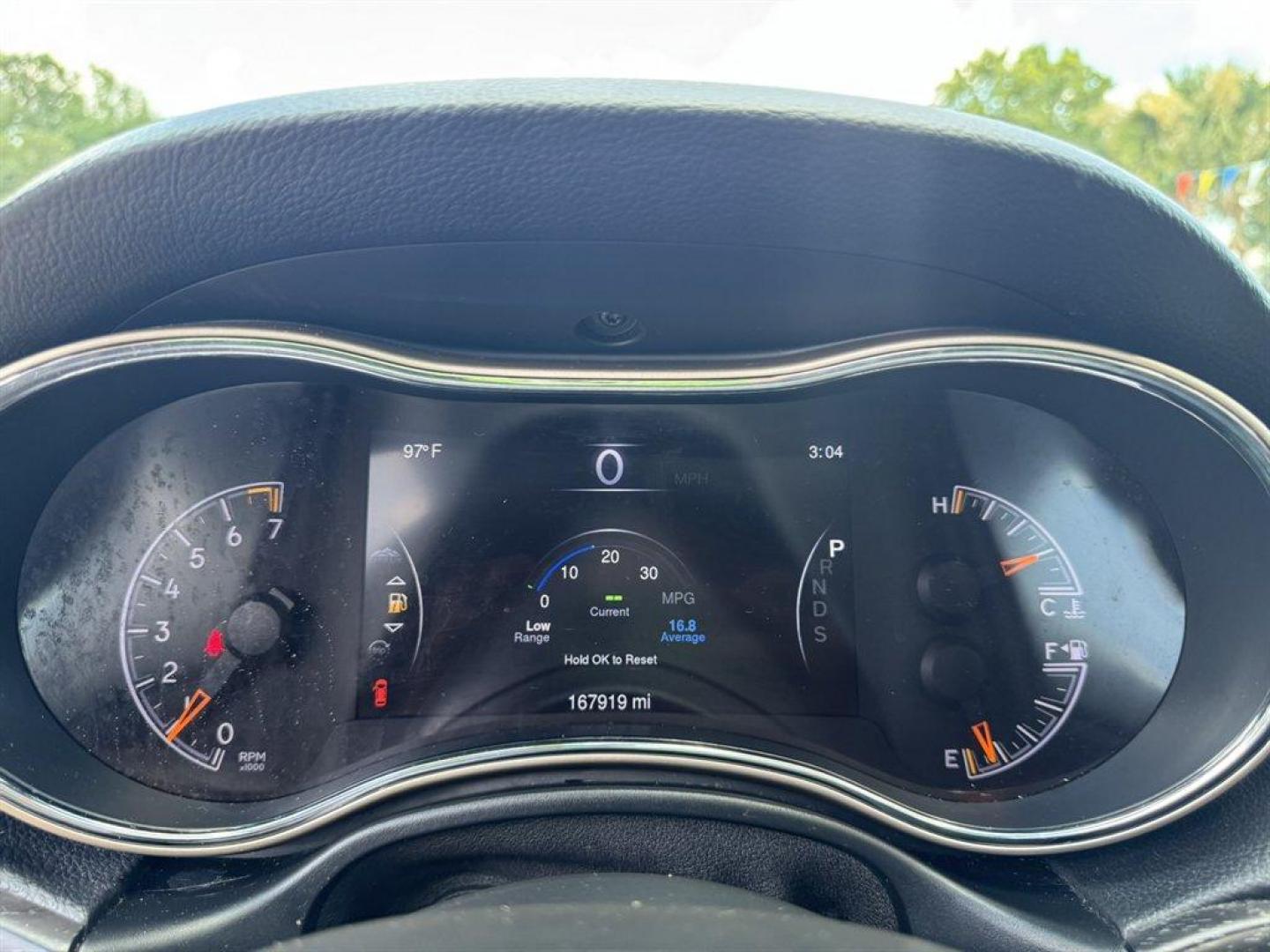 2015 White /Black Jeep Grand Cherokee (1C4RJFBG0FC) with an 3.6l V6 MPI Dohc VVT Flex engine, Automatic transmission, located at 745 East Steele Rd., West Columbia, SC, 29170, (803) 755-9148, 33.927212, -81.148483 - Special Internet Price! 2015 Jeep Grand Cherokee with AM/FM radio, Bluetooth, Backup camera, Navigation, Cruise control, Leather interior, Powered driver seat, 4x4, Push to start, Keyless entry, Powered windows, Powered door locks, Plus more! - Photo#10