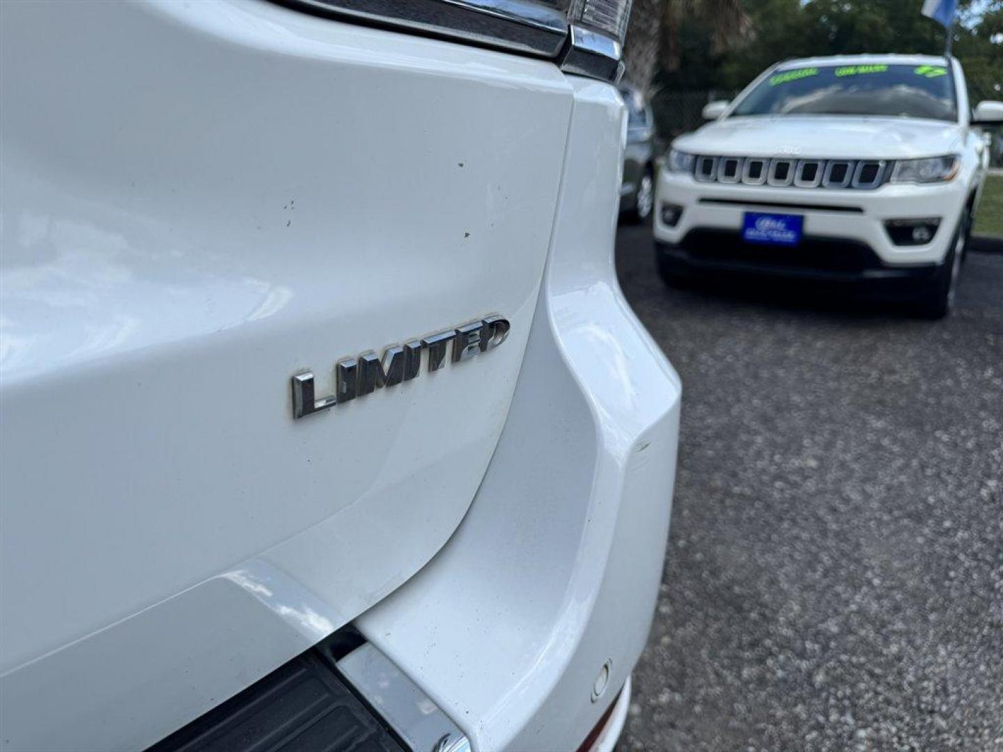 2015 White /Black Jeep Grand Cherokee (1C4RJFBG0FC) with an 3.6l V6 MPI Dohc VVT Flex engine, Automatic transmission, located at 745 East Steele Rd., West Columbia, SC, 29170, (803) 755-9148, 33.927212, -81.148483 - Special Internet Price! 2015 Jeep Grand Cherokee with AM/FM radio, Bluetooth, Backup camera, Navigation, Cruise control, Leather interior, Powered driver seat, 4x4, Push to start, Keyless entry, Powered windows, Powered door locks, Plus more! - Photo#33