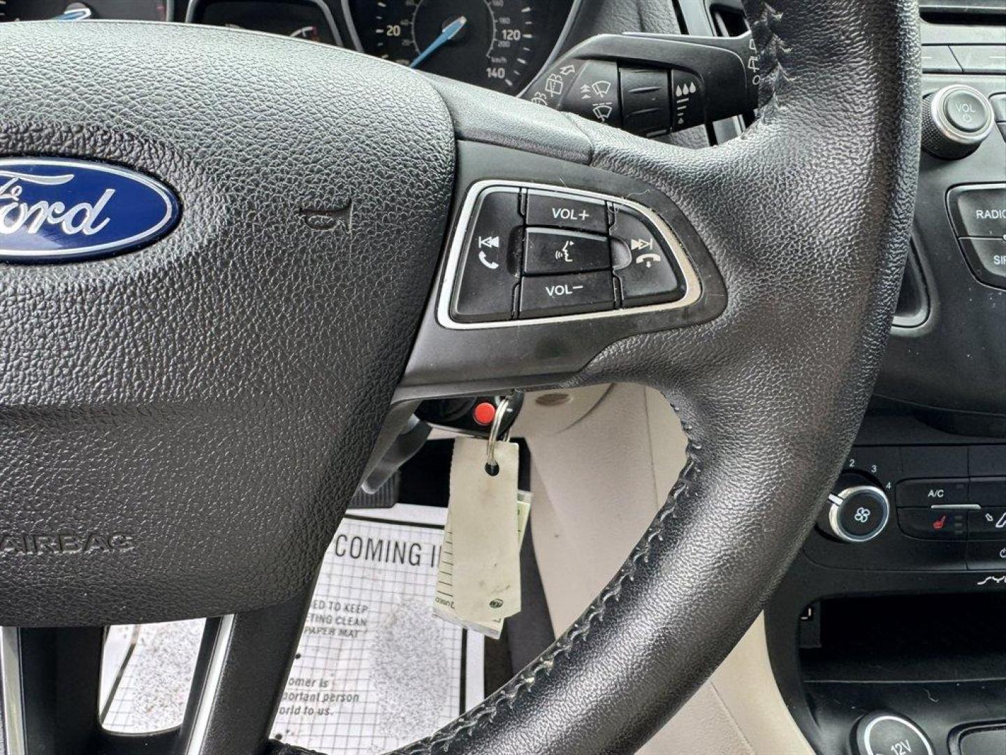 2015 Blue /Grey Ford Focus (1FADP3K25FL) with an 2.0l I-4 DI TI-VCT 2.0l engine, Automatic transmission, located at 745 East Steele Rd., West Columbia, SC, 29170, (803) 755-9148, 33.927212, -81.148483 - Special Internet Price! 2015 Ford Focus with AM/FM radio, Cruise control, Cloth interior, Keyless entry, Powered windows, Powered door locks, Plus more! - Photo#9