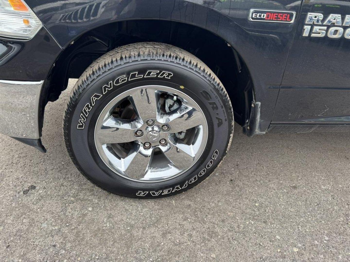 2018 Black /Grey Ram 1500 (1C6RR7LM8JS) with an 3.0l V6 DI Dohc Tdsl 3.0l engine, Automatic transmission, located at 745 East Steele Rd., West Columbia, SC, 29170, (803) 755-9148, 33.927212, -81.148483 - Special Internet Price! 2018 RAM 1500 - Photo#30