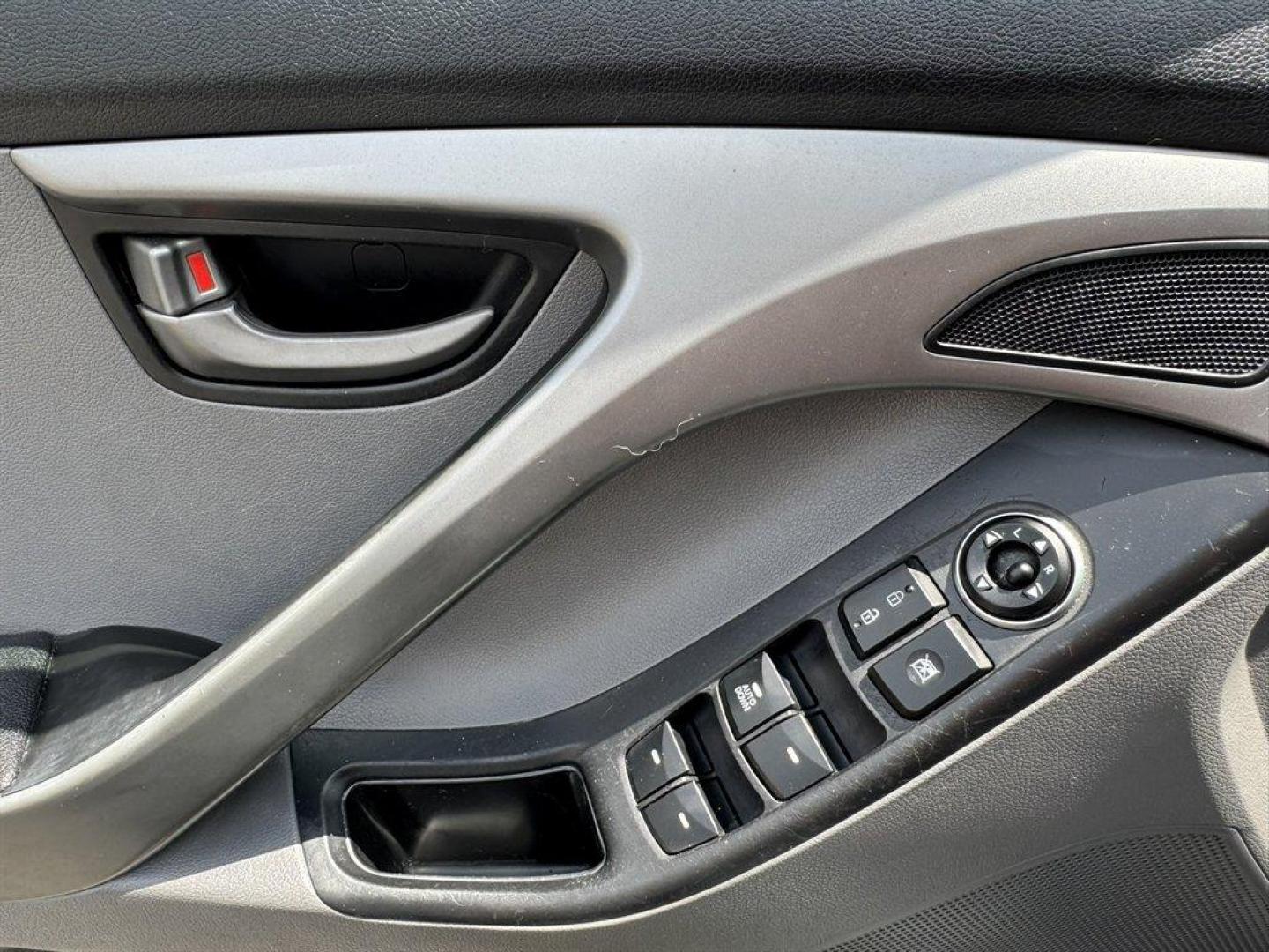 2015 White /Grey Hyundai Elantra (5NPDH4AE6FH) with an 1.8l I-4 MPI Dohc 1.8l engine, Automatic transmission, located at 745 East Steele Rd., West Columbia, SC, 29170, (803) 755-9148, 33.927212, -81.148483 - Special Internet Price! 2015 Hyundai Elantra with AM/FM radio, Keyless entry, Cloth interior, Powered windows, Powered door locks, Plus more! - Photo#18