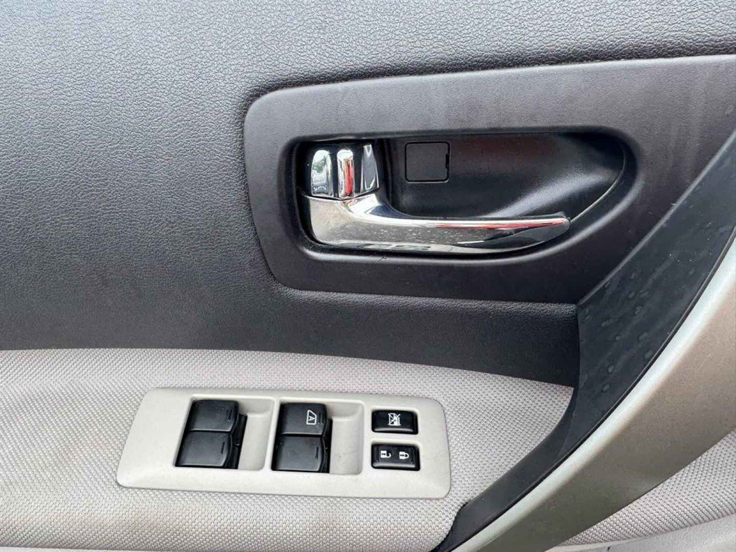 2013 Silver /Grey Nissan Rogue (JN8AS5MT6DW) with an 2.5l I-4 MPI Dohc 2.5l engine, Automatic transmission, located at 745 East Steele Rd., West Columbia, SC, 29170, (803) 755-9148, 33.927212, -81.148483 - Special Internet Price! 2013 Nissan Rogue with AM/FM radio, Cruise control, Cloth interior, Powered windows, Powered door locks, Plus more! - Photo#17