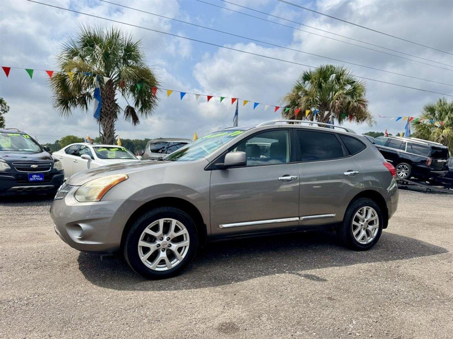 2011 Grey /Black Nissan Rogue (JN8AS5MT4BW) with an 2.5l I-4 MPI Dohc 2.5l engine, Automatic transmission, located at 745 East Steele Rd., West Columbia, SC, 29170, (803) 755-9148, 33.927212, -81.148483 - Special Internet Price! 2011 Nissan Rogue - Photo#0