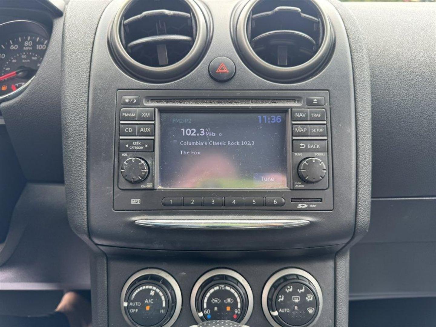 2011 Grey /Black Nissan Rogue (JN8AS5MT4BW) with an 2.5l I-4 MPI Dohc 2.5l engine, Automatic transmission, located at 745 East Steele Rd., West Columbia, SC, 29170, (803) 755-9148, 33.927212, -81.148483 - Special Internet Price! 2011 Nissan Rogue - Photo#13