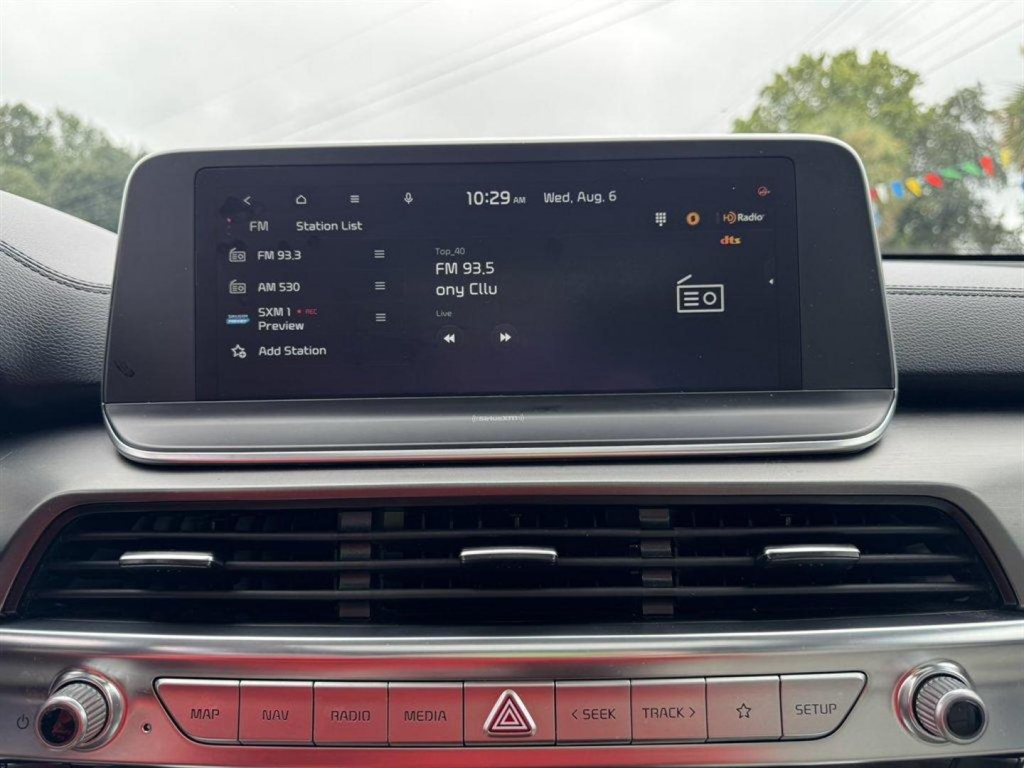 2022 Grey /Tan Kia Telluride (5XYP64HC3NG) with an 3.8l V6 DI Dohc 3.8l engine, Automatic transmission, located at 745 East Steele Rd., West Columbia, SC, 29170, (803) 755-9148, 33.927212, -81.148483 - Special Internet Price! 2022 Kia Telluride with AM/FM radio, Bluetooth, Backup camera, Navigation, Cruise control, Sunroof, Push to start, Keyless entry, Leather interior, 3rd row seating, Powered windows, Powered door locks, Plus more! - Photo#12