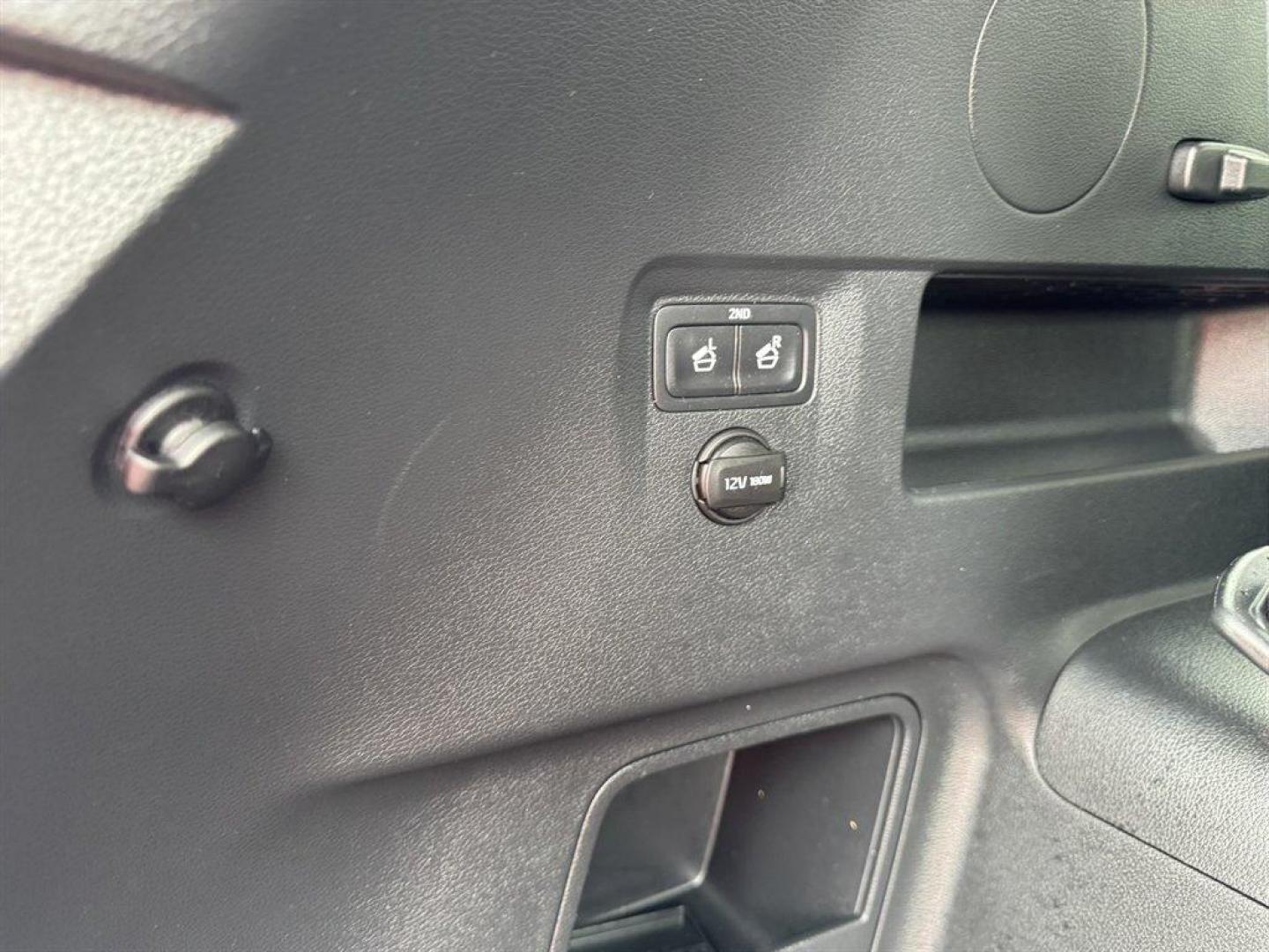 2022 Grey /Tan Kia Telluride (5XYP64HC3NG) with an 3.8l V6 DI Dohc 3.8l engine, Automatic transmission, located at 745 East Steele Rd., West Columbia, SC, 29170, (803) 755-9148, 33.927212, -81.148483 - Special Internet Price! 2022 Kia Telluride with AM/FM radio, Bluetooth, Backup camera, Navigation, Cruise control, Sunroof, Push to start, Keyless entry, Leather interior, 3rd row seating, Powered windows, Powered door locks, Plus more! - Photo#34