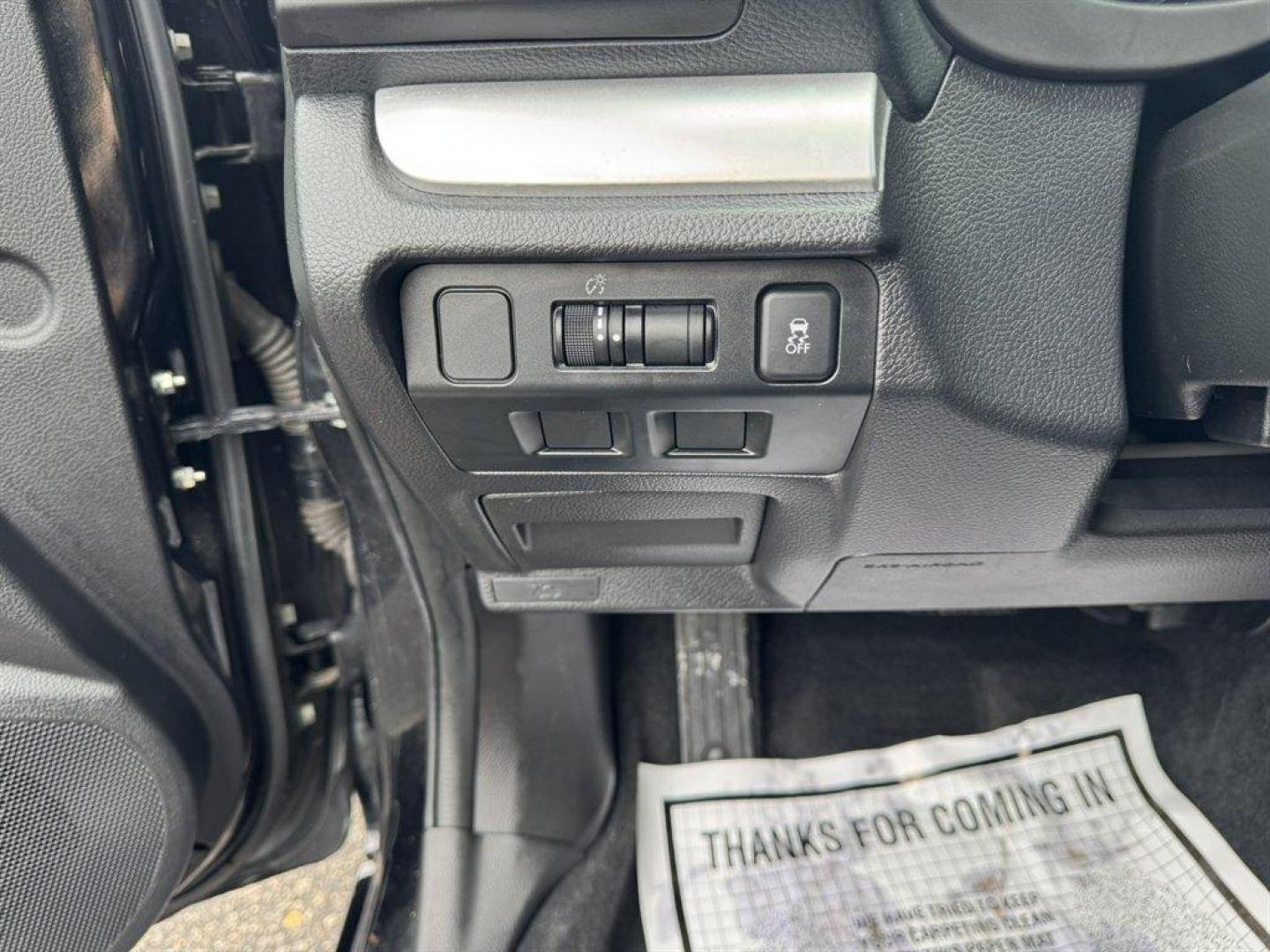 2015 Black /Black Subaru XV Crosstrek (JF2GPBCC0FH) with an 2.0l H-4 Smpi Dohc Hybrid engine, Automatic transmission, located at 745 East Steele Rd., West Columbia, SC, 29170, (803) 755-9148, 33.927212, -81.148483 - Special Internet Price! 2015 Subaru XV Crosstrek with AM/FM radio, Bluetooth, Backup camera, Cruise control, Cloth interior, Powered windows, Powered door locks, Plus more! - Photo#17