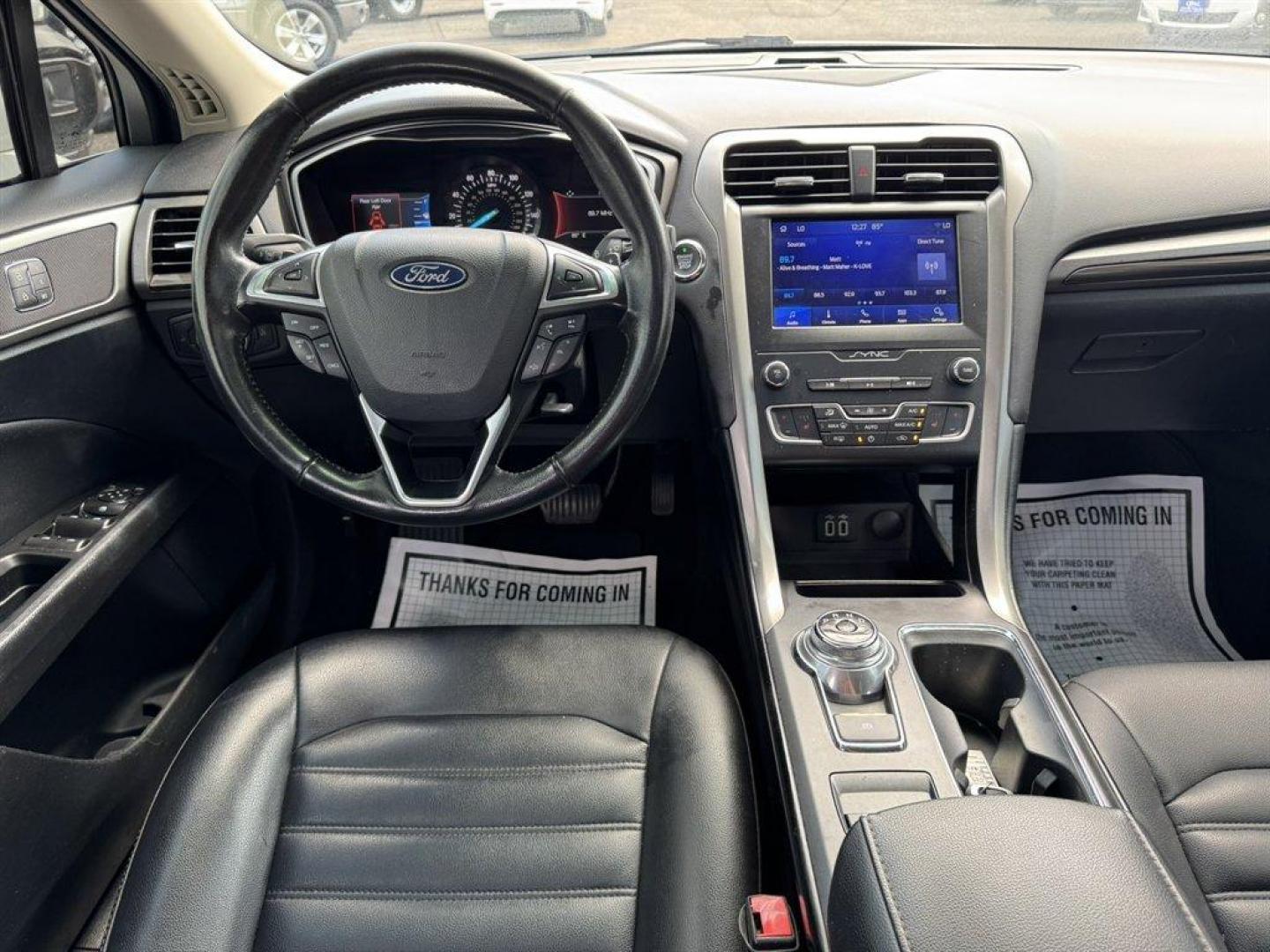 2019 White /Black Ford Fusion (3FA6P0CD8KR) with an 1.5l I-4 DI Dohc Ecoboost engine, Automatic transmission, located at 745 East Steele Rd., West Columbia, SC, 29170, (803) 755-9148, 33.927212, -81.148483 - Special Internet Price! 2019 Ford Fusion with AM/FM radio, Backup camera, Cruise control, Keyless entry, Leather interior, Powered driver seat, Powered windows, Powered door locks, Plus more! - Photo#6