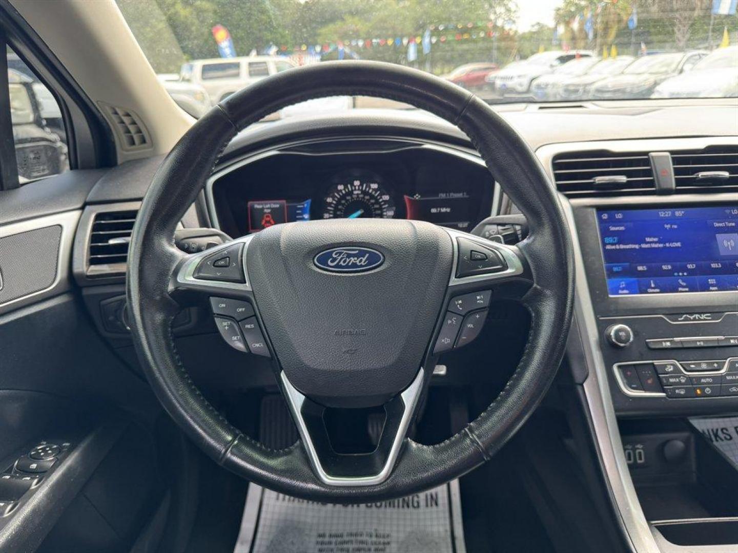 2019 White /Black Ford Fusion (3FA6P0CD8KR) with an 1.5l I-4 DI Dohc Ecoboost engine, Automatic transmission, located at 745 East Steele Rd., West Columbia, SC, 29170, (803) 755-9148, 33.927212, -81.148483 - Special Internet Price! 2019 Ford Fusion with AM/FM radio, Backup camera, Cruise control, Keyless entry, Leather interior, Powered driver seat, Powered windows, Powered door locks, Plus more! - Photo#7