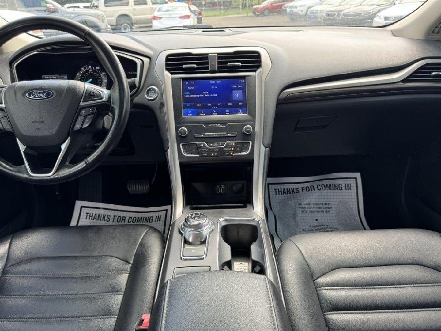 2019 White /Black Ford Fusion (3FA6P0CD8KR) with an 1.5l I-4 DI Dohc Ecoboost engine, Automatic transmission, located at 745 East Steele Rd., West Columbia, SC, 29170, (803) 755-9148, 33.927212, -81.148483 - Special Internet Price! 2019 Ford Fusion with AM/FM radio, Backup camera, Cruise control, Keyless entry, Leather interior, Powered driver seat, Powered windows, Powered door locks, Plus more! - Photo#11