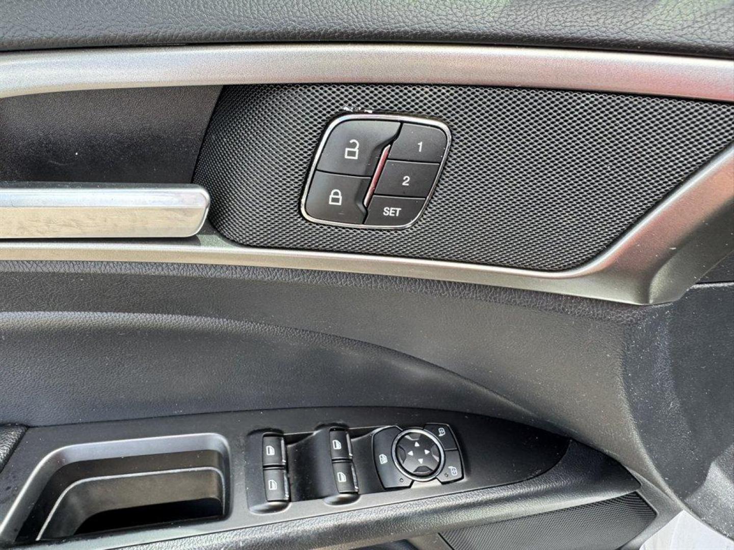 2019 White /Black Ford Fusion (3FA6P0CD8KR) with an 1.5l I-4 DI Dohc Ecoboost engine, Automatic transmission, located at 745 East Steele Rd., West Columbia, SC, 29170, (803) 755-9148, 33.927212, -81.148483 - Special Internet Price! 2019 Ford Fusion with AM/FM radio, Backup camera, Cruise control, Keyless entry, Leather interior, Powered driver seat, Powered windows, Powered door locks, Plus more! - Photo#22