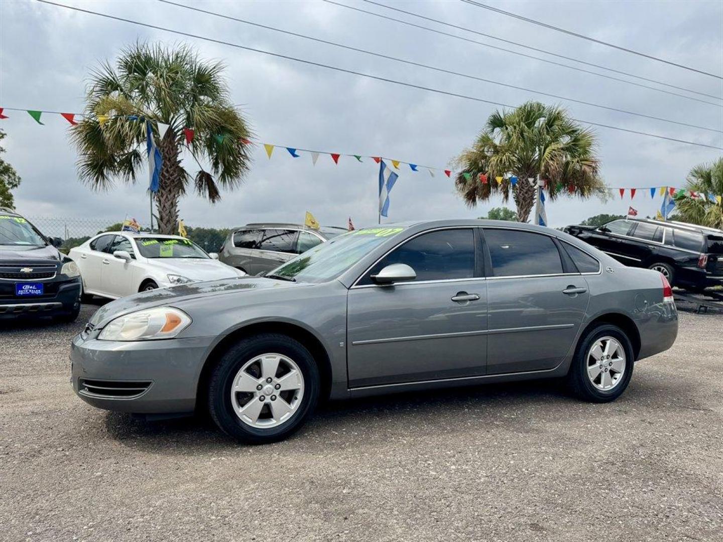 2007 Grey /Grey Chevrolet Impala (2G1WT55N679) with an 3.5l V6 MPI 3.5l engine, Automatic transmission, located at 745 East Steele Rd., West Columbia, SC, 29170, (803) 755-9148, 33.927212, -81.148483 - Special Internet Price! 2007 Chevrolet Impala - Photo#0