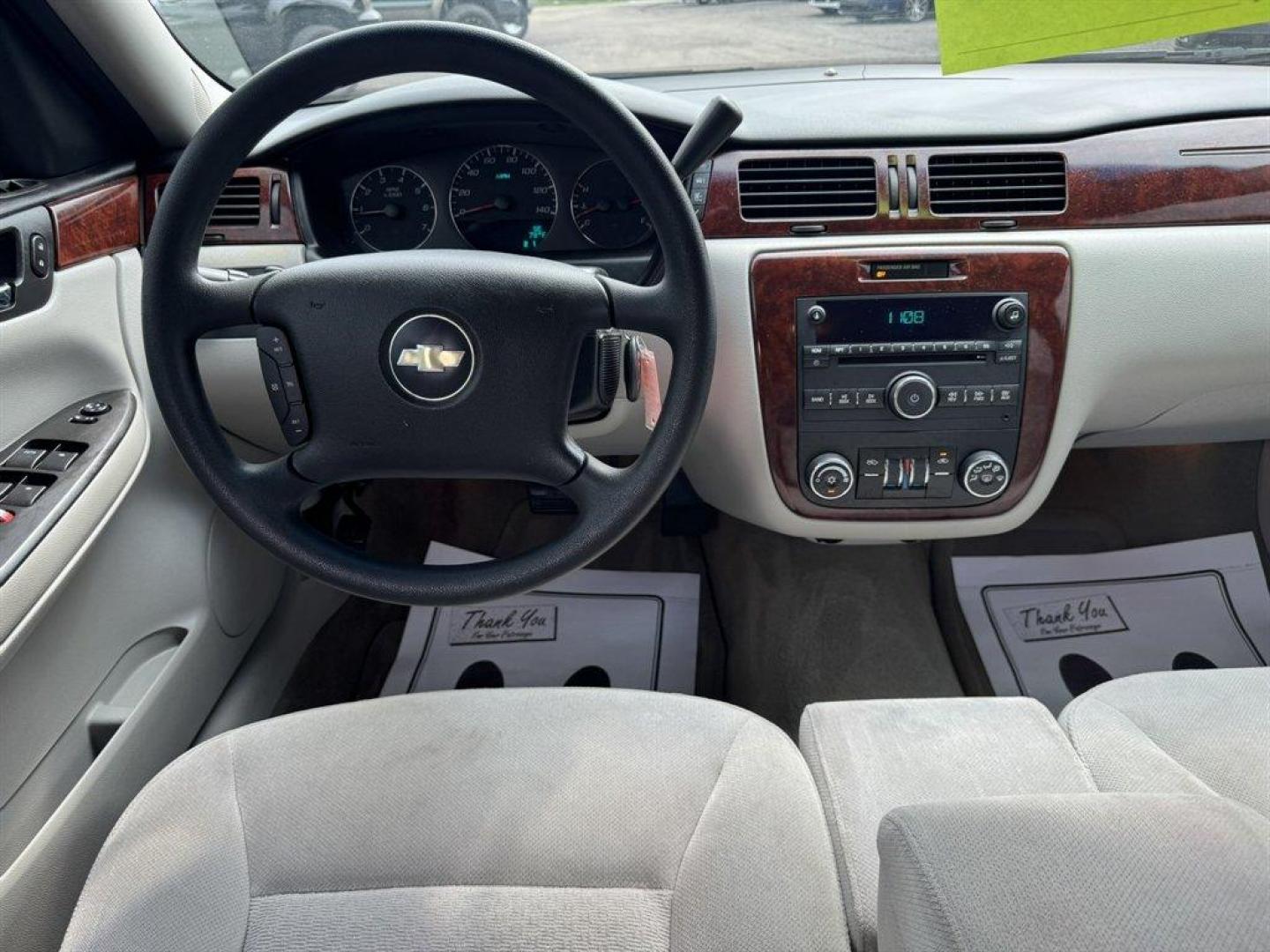 2007 Grey /Grey Chevrolet Impala (2G1WT55N679) with an 3.5l V6 MPI 3.5l engine, Automatic transmission, located at 745 East Steele Rd., West Columbia, SC, 29170, (803) 755-9148, 33.927212, -81.148483 - Special Internet Price! 2007 Chevrolet Impala - Photo#6