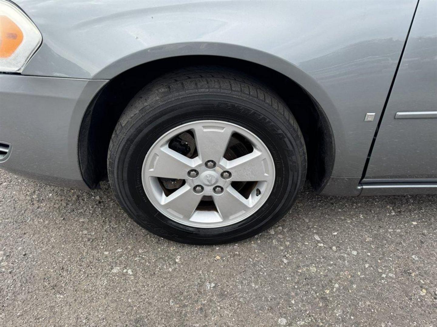 2007 Grey /Grey Chevrolet Impala (2G1WT55N679) with an 3.5l V6 MPI 3.5l engine, Automatic transmission, located at 745 East Steele Rd., West Columbia, SC, 29170, (803) 755-9148, 33.927212, -81.148483 - Special Internet Price! 2007 Chevrolet Impala - Photo#28