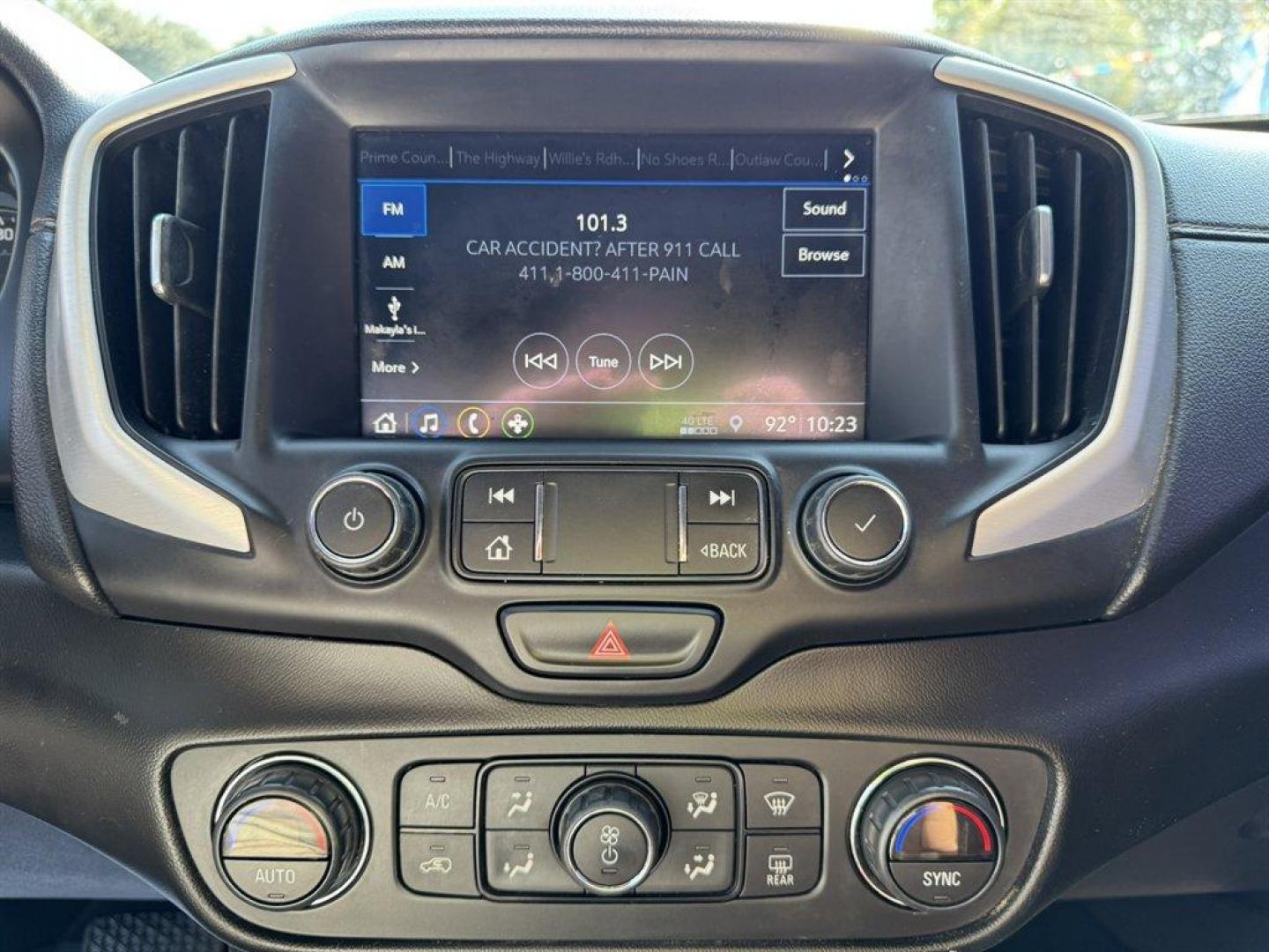 2021 Black /Black GMC Terrain (3GKALPEVXML) with an 1.5l I-4 DI Dohc T/C 1.5l engine, Automatic transmission, located at 745 East Steele Rd., West Columbia, SC, 29170, (803) 755-9148, 33.927212, -81.148483 - Special Internet Price! 2021 GMC Terrain - Photo#12