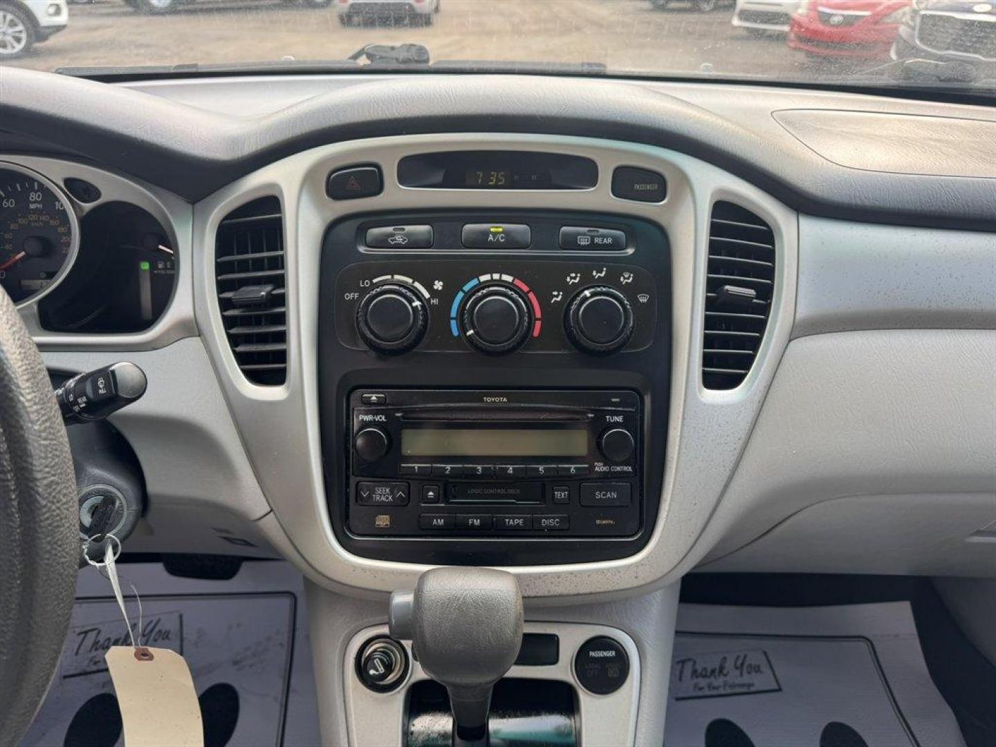 2005 Silver /Grey Toyota Highlander (JTEGD21A050) with an 2.4l I-4 SFI Dohc 2.4l engine, Automatic transmission, located at 745 East Steele Rd., West Columbia, SC, 29170, (803) 755-9148, 33.927212, -81.148483 - Special Internet Price! 2005 Toyota Highlander - Photo#10