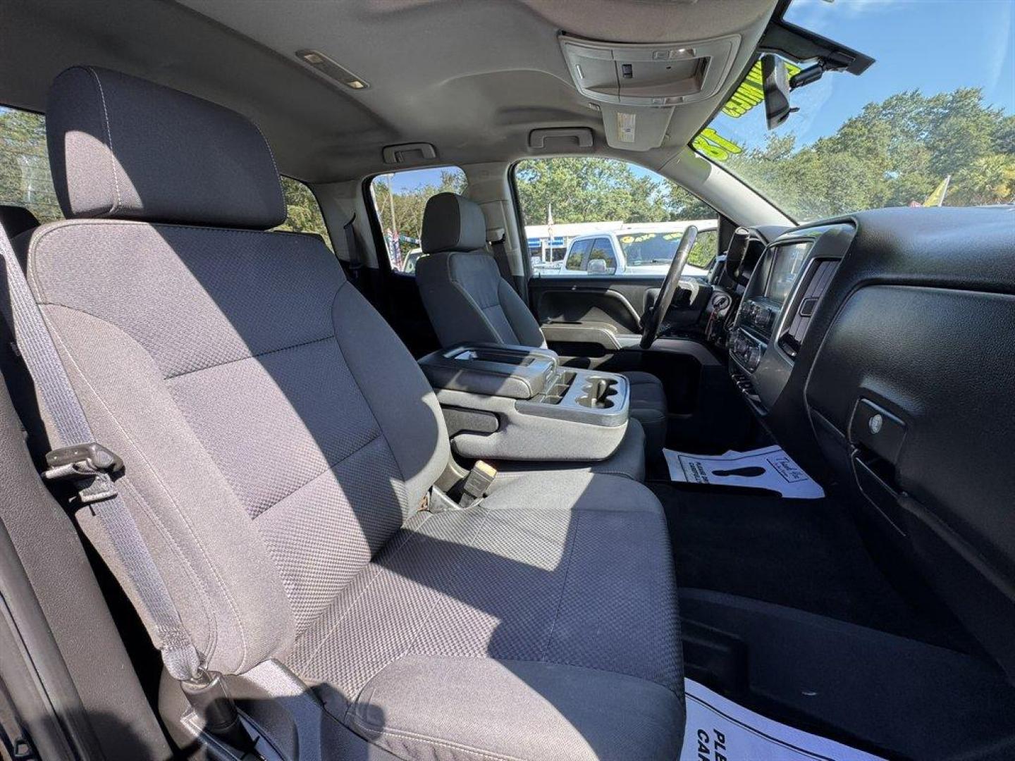 2018 Black /Black Chevrolet Silverado 1500 (2GCRCREC2J1) with an 5.3l V8 DI VVT Flex 5.3l engine, Automatic transmission, located at 745 East Steele Rd., West Columbia, SC, 29170, (803) 755-9148, 33.927212, -81.148483 - Special Internet Price! 2018 Chevrolet Silverado - Photo#25