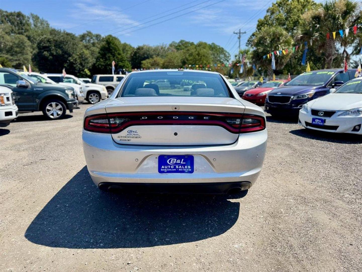 2017 Silver /Black Dodge Charger (2C3CDXKT9HH) with an 5.7l V8 SFI Hemi MLT-Disp engine, Automatic transmission, located at 745 East Steele Rd., West Columbia, SC, 29170, (803) 755-9148, 33.927212, -81.148483 - Special Internet Price! 2017 Dodge Charger - Photo#4