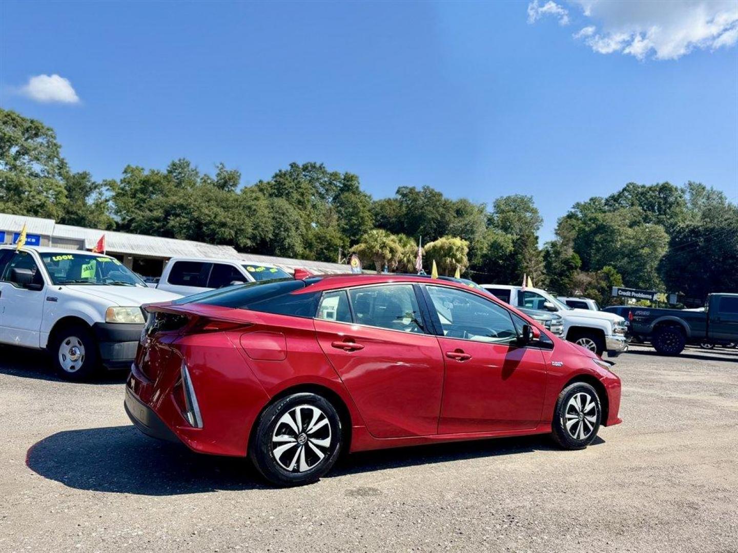 2017 Red /Black Toyota Prius Prime (JTDKARFPXH3) with an 1.8l I-4 EFI Dohc Phev 1. engine, Automatic transmission, located at 745 East Steele Rd., West Columbia, SC, 29170, (803) 755-9148, 33.927212, -81.148483 - Special Internet Price! 2017 Toyota Prius Prime - Photo#3
