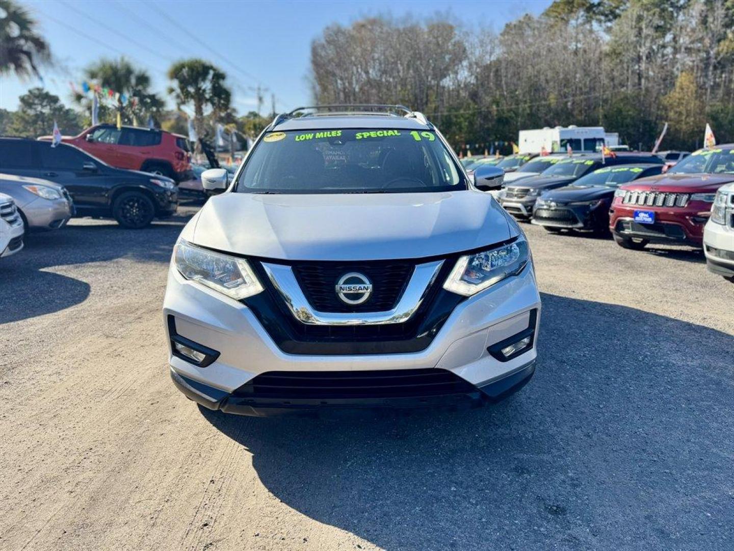 2019 Silver /Black Nissan Rogue (JN8AT2MV9KW) with an 2.5l I-4 MPI Dohc 2.5l engine, Automatic transmission, located at 745 East Steele Rd., West Columbia, SC, 29170, (803) 755-9148, 33.927212, -81.148483 - Special Internet Price! 2019 Nissan Rogue - Photo#1