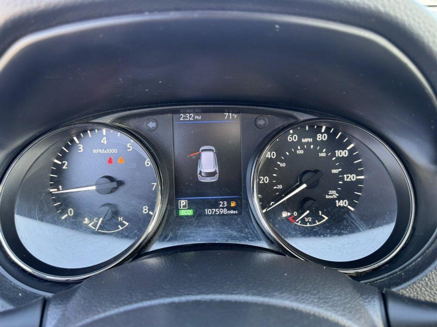 2019 Silver /Black Nissan Rogue (JN8AT2MV9KW) with an 2.5l I-4 MPI Dohc 2.5l engine, Automatic transmission, located at 745 East Steele Rd., West Columbia, SC, 29170, (803) 755-9148, 33.927212, -81.148483 - Special Internet Price! 2019 Nissan Rogue - Photo#10