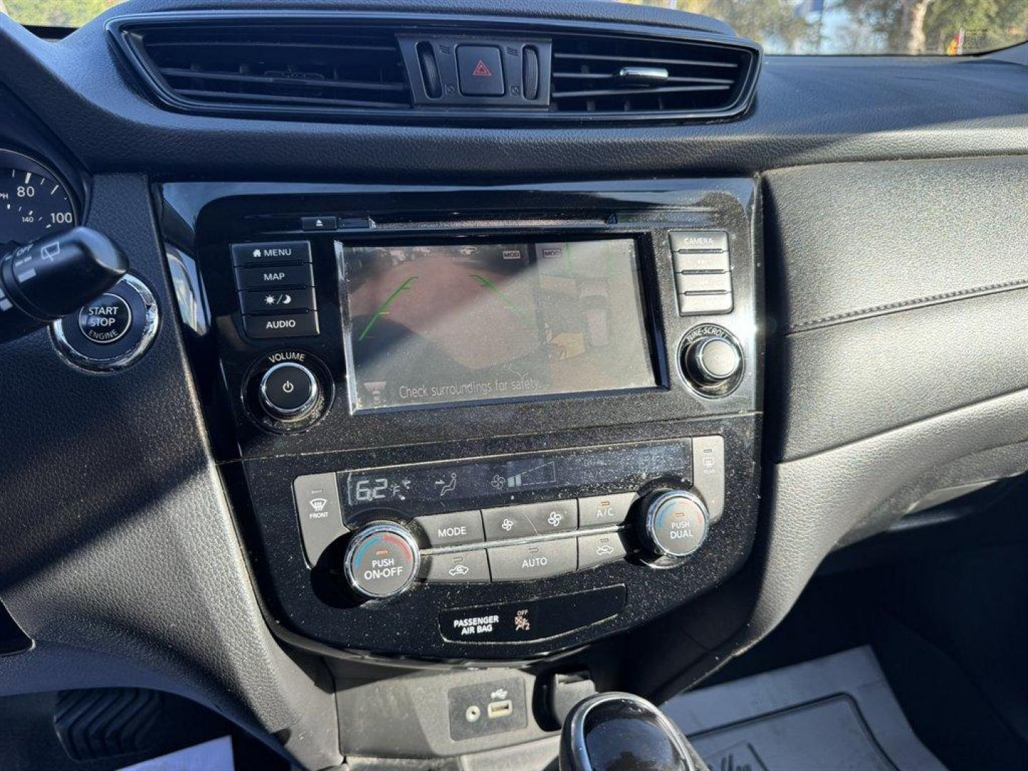 2019 Silver /Black Nissan Rogue (JN8AT2MV9KW) with an 2.5l I-4 MPI Dohc 2.5l engine, Automatic transmission, located at 745 East Steele Rd., West Columbia, SC, 29170, (803) 755-9148, 33.927212, -81.148483 - Special Internet Price! 2019 Nissan Rogue - Photo#14