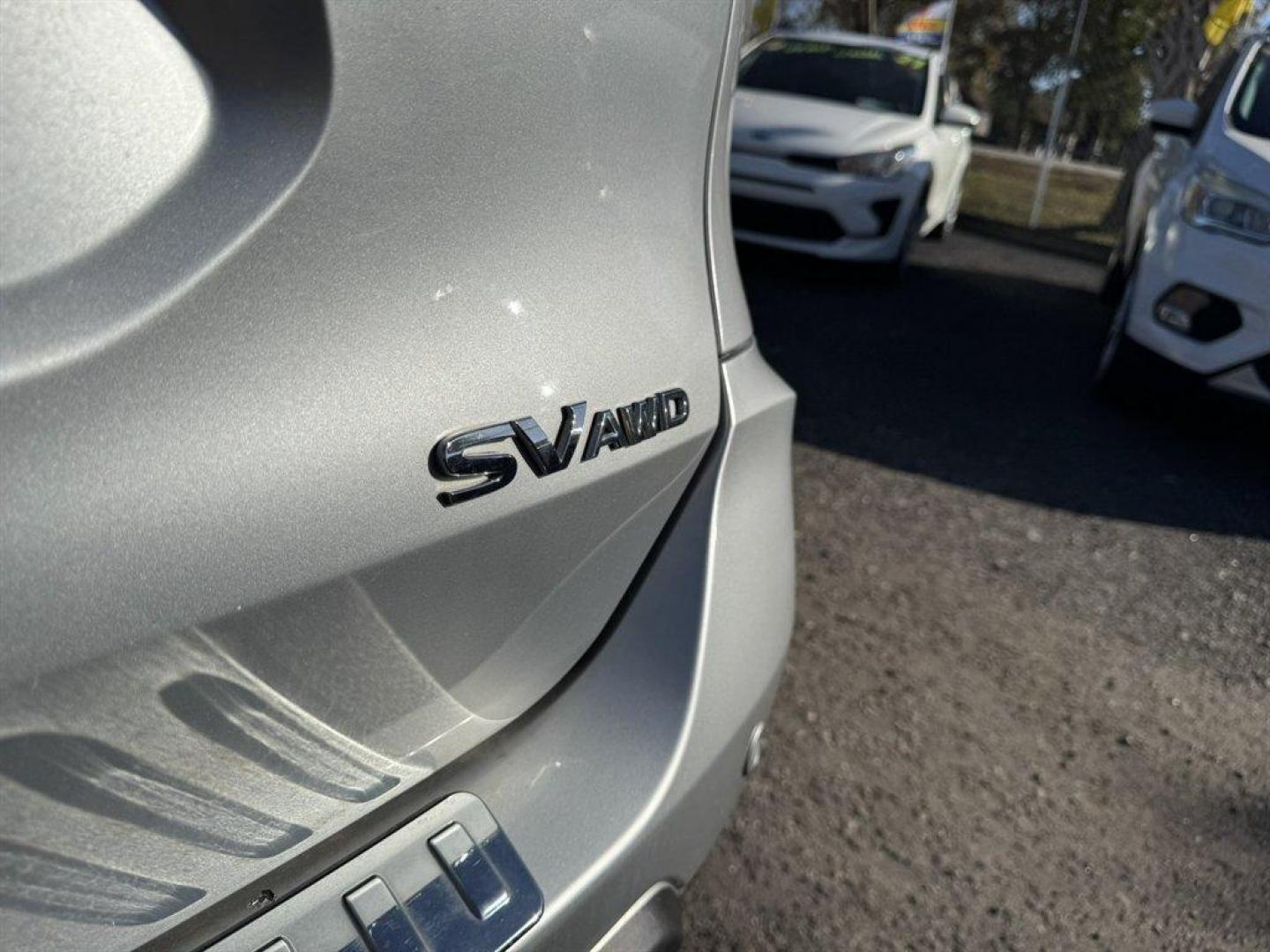 2019 Silver /Black Nissan Rogue (JN8AT2MV9KW) with an 2.5l I-4 MPI Dohc 2.5l engine, Automatic transmission, located at 745 East Steele Rd., West Columbia, SC, 29170, (803) 755-9148, 33.927212, -81.148483 - Special Internet Price! 2019 Nissan Rogue - Photo#30