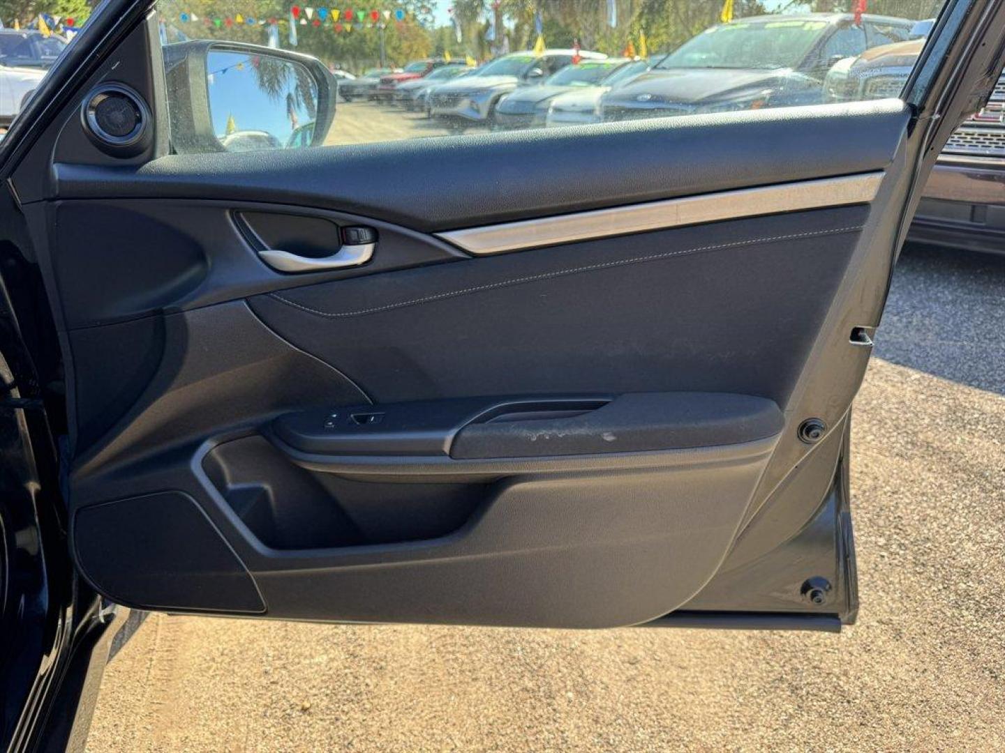 2017 Black /Black Honda Civic (SHHFK7H69HU) with an 1.5l I-4 DI Dohc T/C 1.5l engine, Automatic transmission, located at 745 East Steele Rd., West Columbia, SC, 29170, (803) 755-9148, 33.927212, -81.148483 - Special Internet Price! 2017 Honda Civic - Photo#27