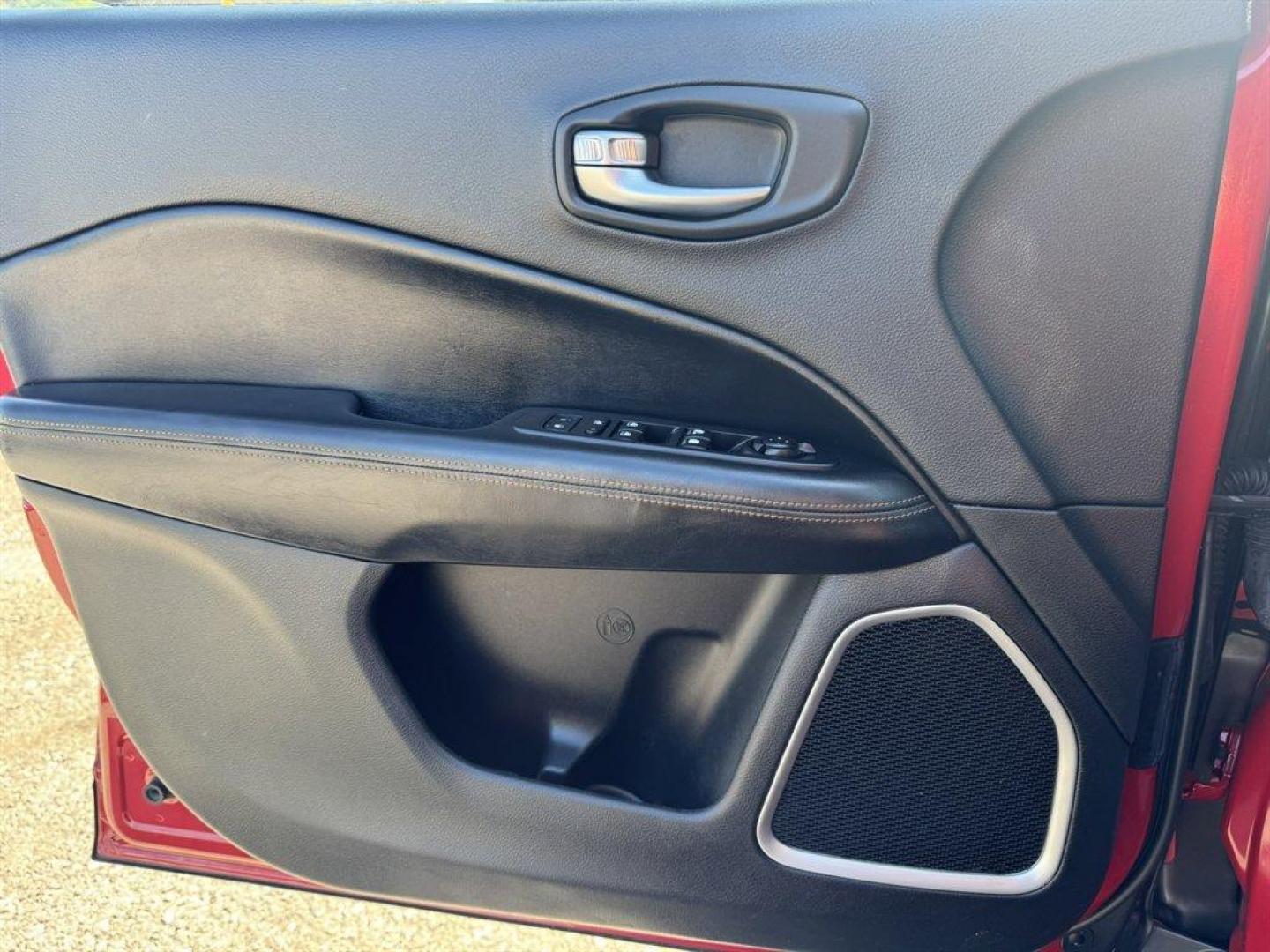 2019 Red /Black Jeep Compass (3C4NJCCB9KT) with an 2.4l I-4 MPI Sohc 2.4l engine, Automatic transmission, located at 745 East Steele Rd., West Columbia, SC, 29170, (803) 755-9148, 33.927212, -81.148483 - Special Internet Price! 2019 Jeep Compass - Photo#19