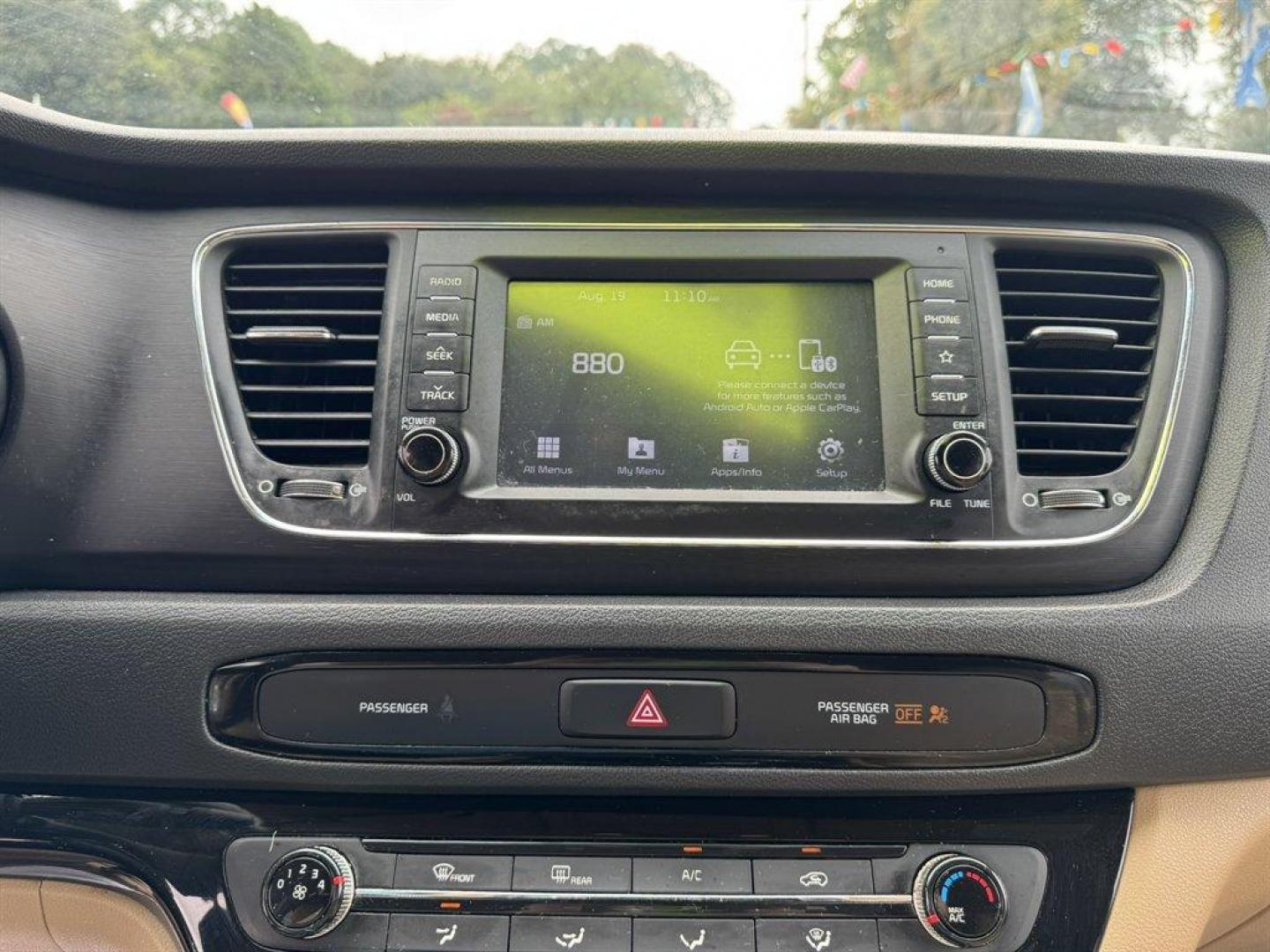 2019 Blue /Tan Kia Sedona (KNDMB5C15K6) with an 3.3l V6 DI Dohc 3.3l engine, Automatic transmission, located at 745 East Steele Rd., West Columbia, SC, 29170, (803) 755-9148, 33.927212, -81.148483 - Special Internet Price! 2019 Kia Sedona - Photo#12