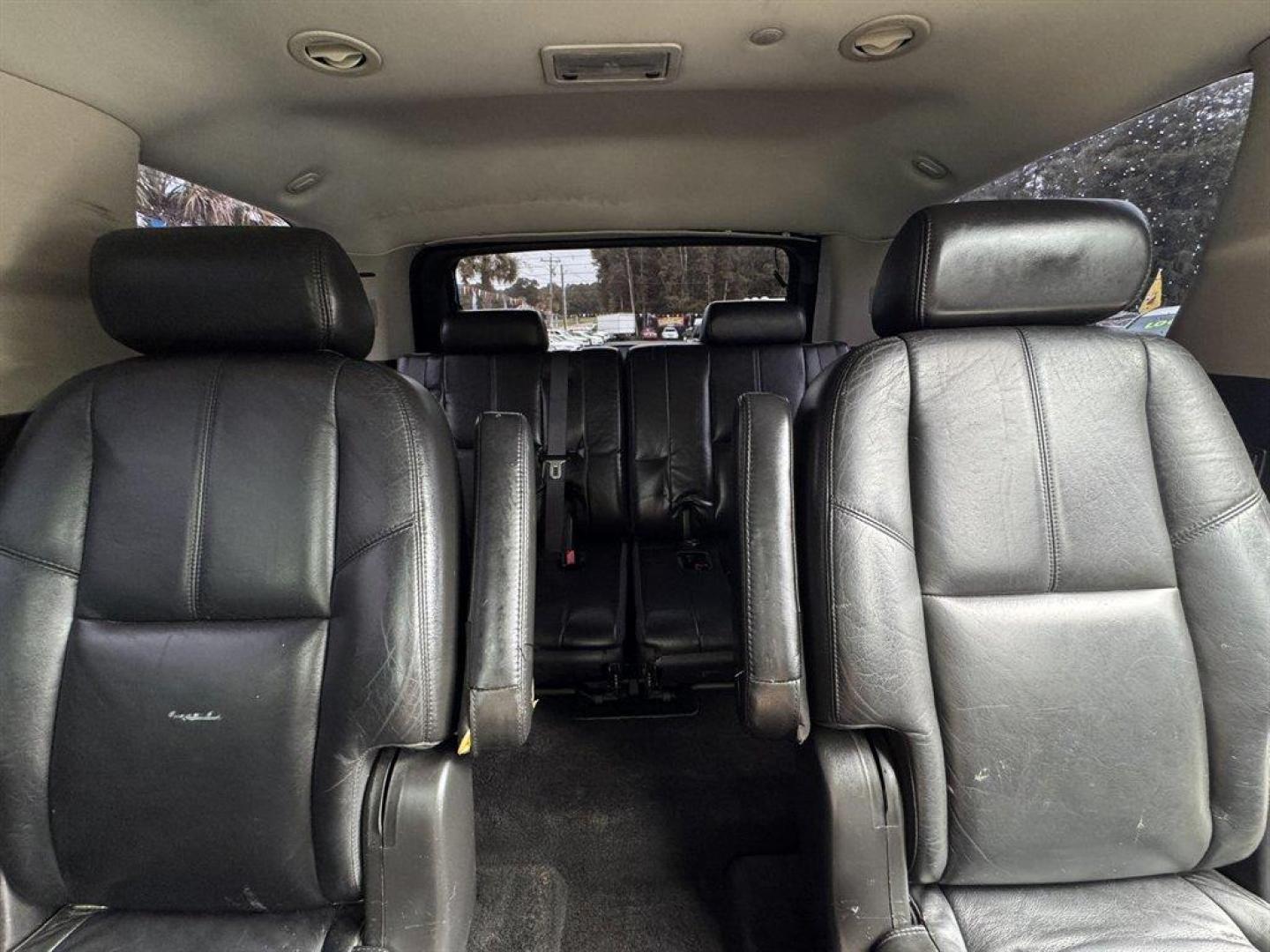 2008 Black /Black GMC Yukon (1GKEC63828J) with an 6.2l V8 SFI OHV HO 6.2l engine, Automatic transmission, located at 745 East Steele Rd., West Columbia, SC, 29170, (803) 755-9148, 33.927212, -81.148483 - Special Internet Price! 2008 GMC Yukon - Photo#23