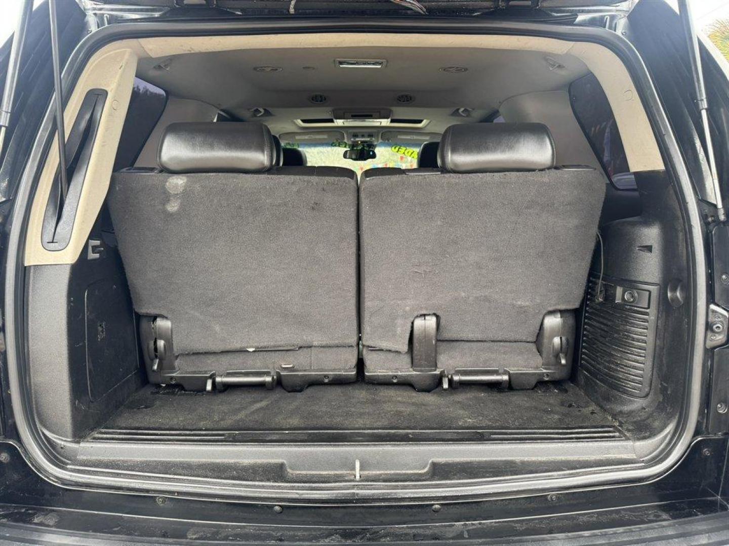 2008 Black /Black GMC Yukon (1GKEC63828J) with an 6.2l V8 SFI OHV HO 6.2l engine, Automatic transmission, located at 745 East Steele Rd., West Columbia, SC, 29170, (803) 755-9148, 33.927212, -81.148483 - Photo#28