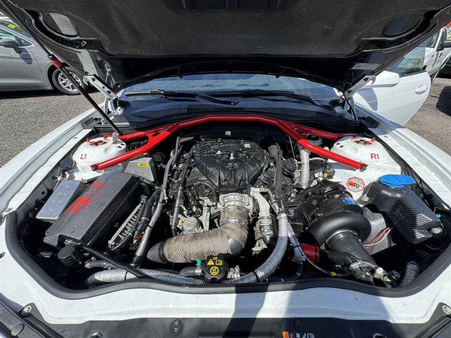 2012 White /Black Chevrolet Camaro (2G1FE1E34C9) with an 3.6l V6 Sidi Dohc Flex 3. engine, Manual transmission, located at 745 East Steele Rd., West Columbia, SC, 29170, (803) 755-9148, 33.927212, -81.148483 - Special Internet Price! 2012 Chevrolet Camaro - Photo#20