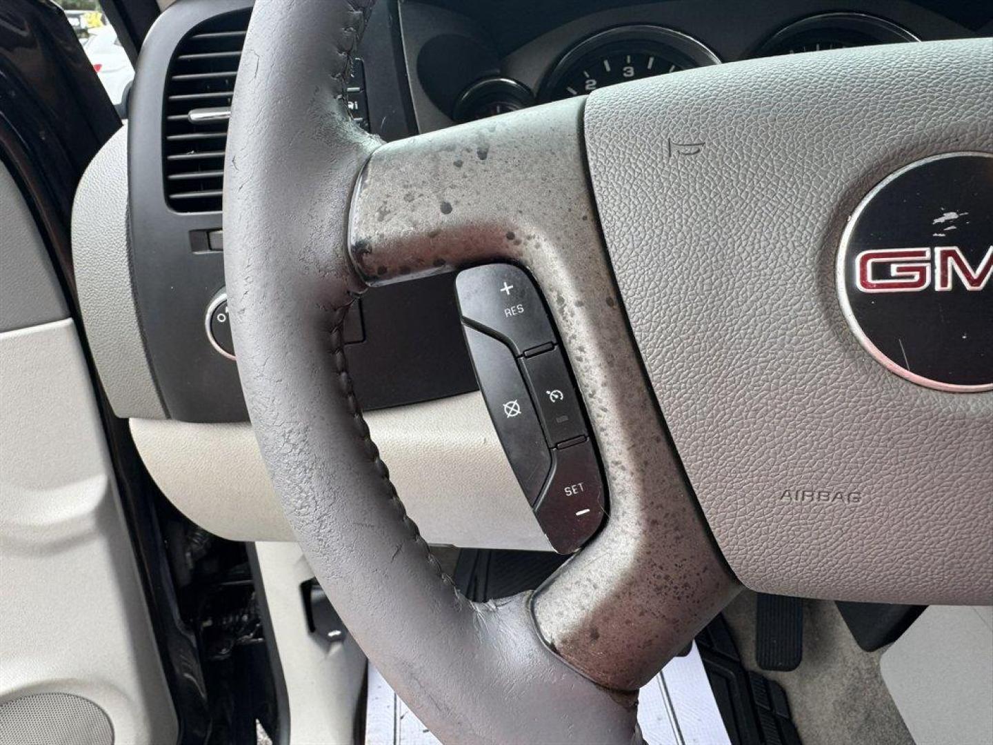 2007 Black /Grey GMC Sierra 1500 (2GTEC13J771) with an 5.3l V8 SFI 5.3l engine, Automatic transmission, located at 745 East Steele Rd., West Columbia, SC, 29170, (803) 755-9148, 33.927212, -81.148483 - Special Internet Price! 2007 GMC Sierra 1500 - Photo#8