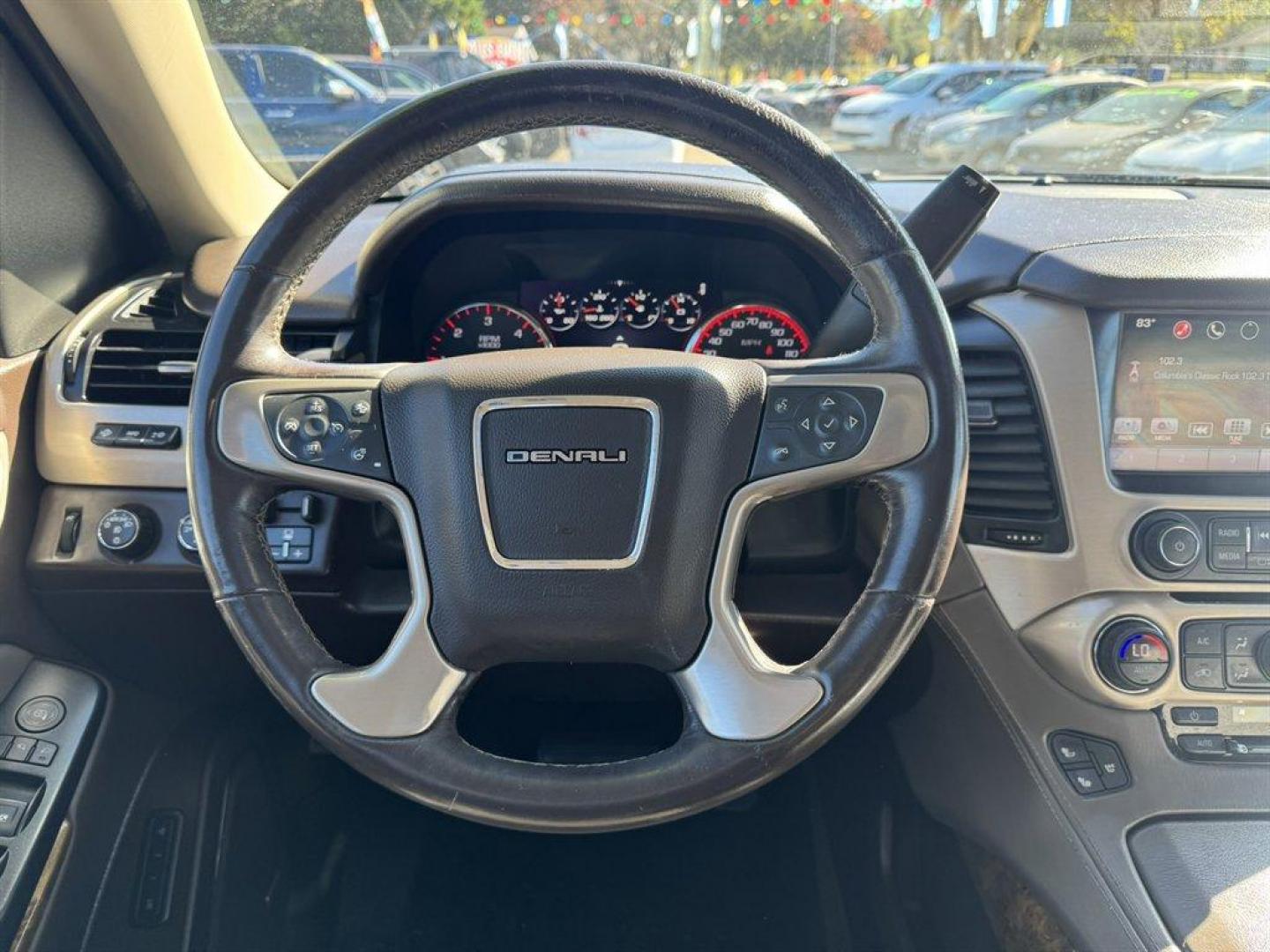 2016 Red /Black GMC Yukon XL (1GKS2HKJ7GR) with an 6.2l V8 DI VVT Flex 6.2l engine, Automatic transmission, located at 745 East Steele Rd., West Columbia, SC, 29170, (803) 755-9148, 33.927212, -81.148483 - Special Internet Price! 2016 GMC Yukon XL - Photo#7