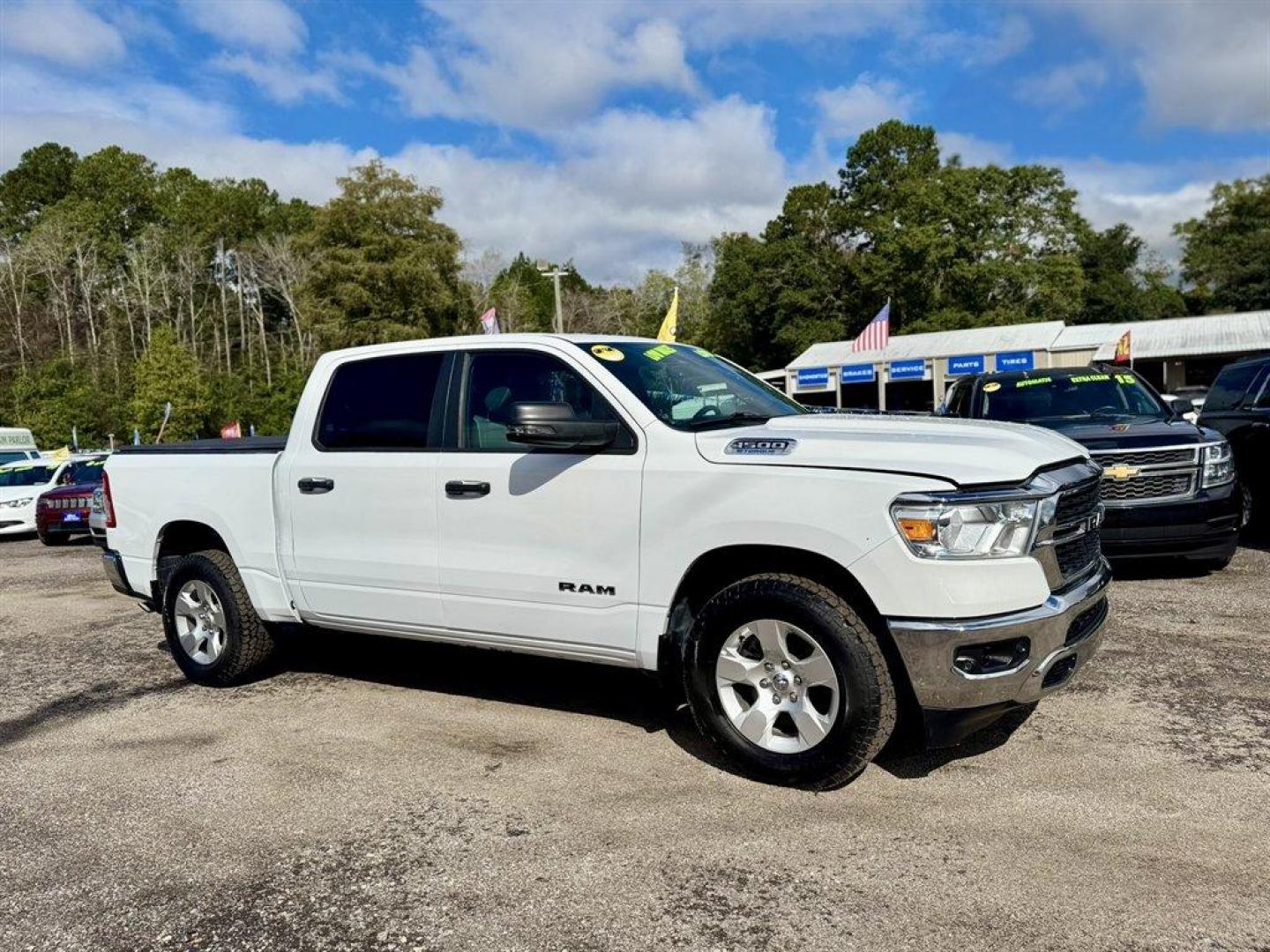 2023 White /Black Ram 1500 (1C6RREFG2PN) with an 3.6l V6 Smpi Dohc VVT 3.6 engine, Automatic transmission, located at 745 East Steele Rd., West Columbia, SC, 29170, (803) 755-9148, 33.927212, -81.148483 - Special Internet Price! 2023 RAM 1500 - Photo#2