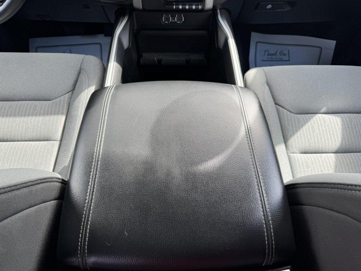 2023 White /Black Ram 1500 (1C6RREFG2PN) with an 3.6l V6 Smpi Dohc VVT 3.6 engine, Automatic transmission, located at 745 East Steele Rd., West Columbia, SC, 29170, (803) 755-9148, 33.927212, -81.148483 - Special Internet Price! 2023 RAM 1500 - Photo#16