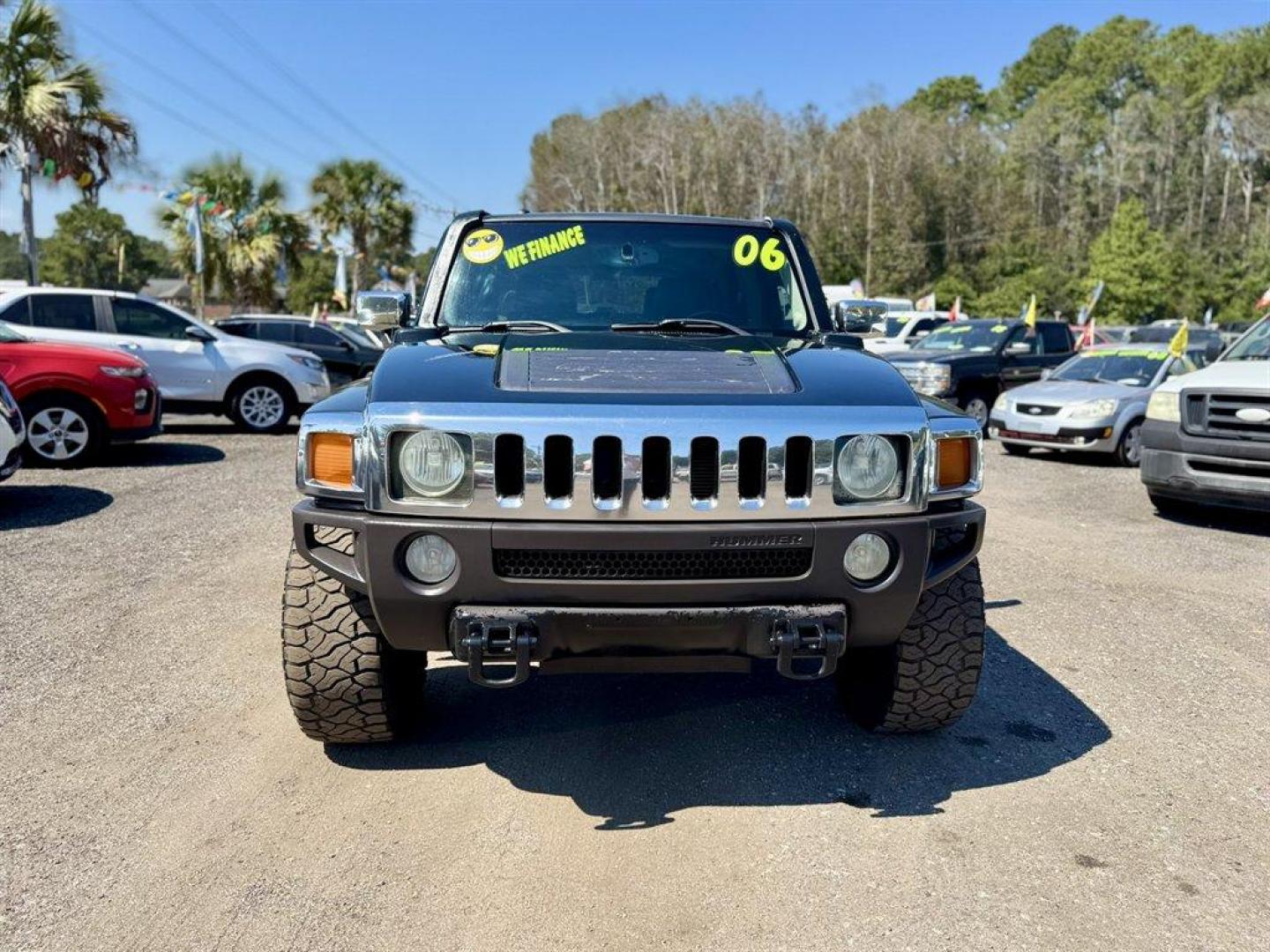 2006 Black /Black Hummer H3 (5GTDN136668) with an 3.5l I-5 MPI Dohc 3.5l engine, Automatic transmission, located at 745 East Steele Rd., West Columbia, SC, 29170, (803) 755-9148, 33.927212, -81.148483 - Special Internet Price! 2006 Hummer H3 - Photo#1