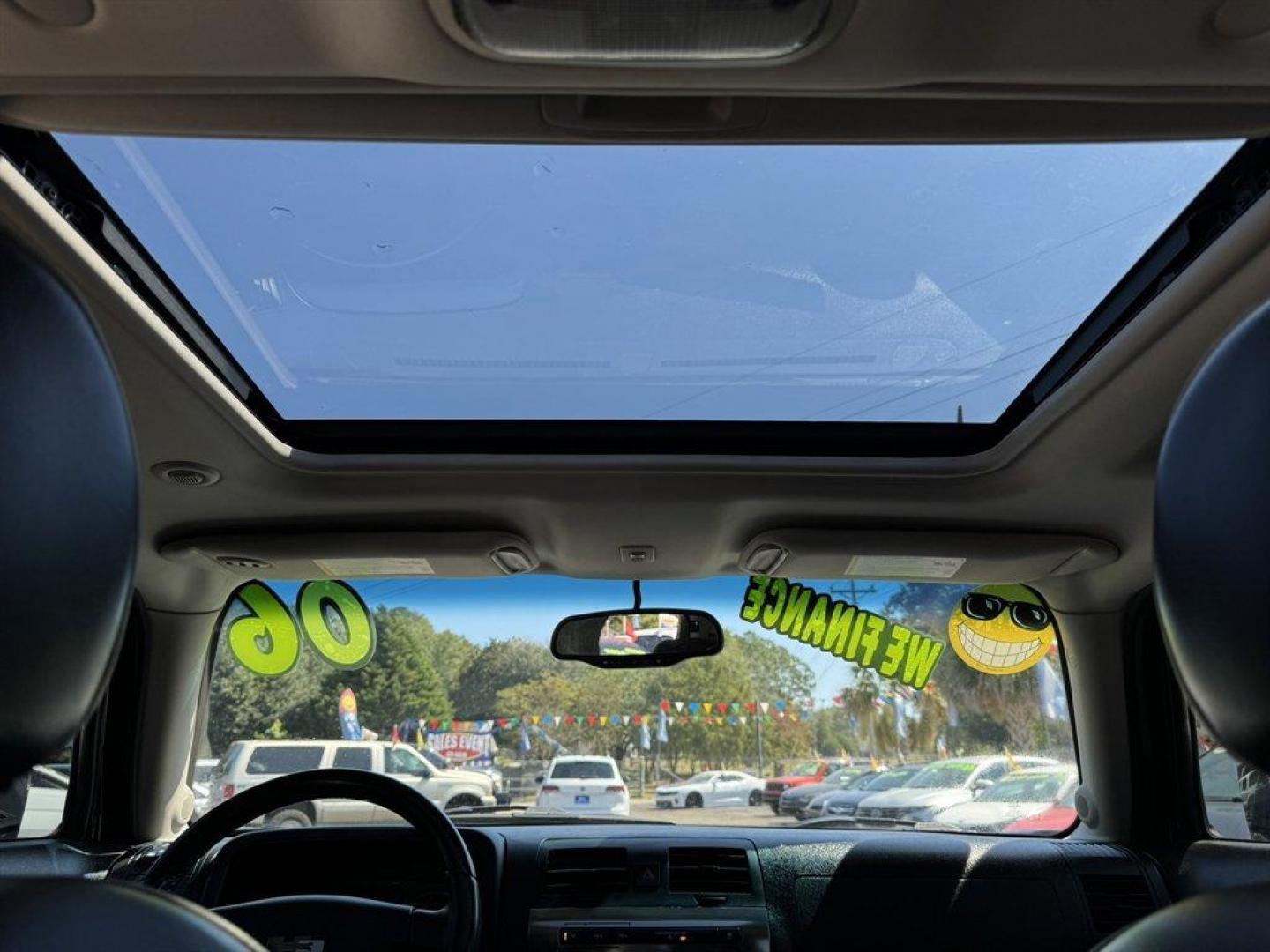 2006 Black /Black Hummer H3 (5GTDN136668) with an 3.5l I-5 MPI Dohc 3.5l engine, Automatic transmission, located at 745 East Steele Rd., West Columbia, SC, 29170, (803) 755-9148, 33.927212, -81.148483 - Special Internet Price! 2006 Hummer H3 - Photo#14