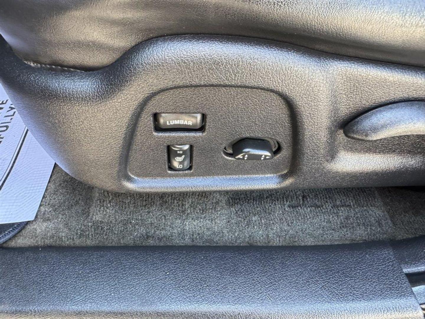 2006 Black /Black Hummer H3 (5GTDN136668) with an 3.5l I-5 MPI Dohc 3.5l engine, Automatic transmission, located at 745 East Steele Rd., West Columbia, SC, 29170, (803) 755-9148, 33.927212, -81.148483 - Special Internet Price! 2006 Hummer H3 - Photo#19