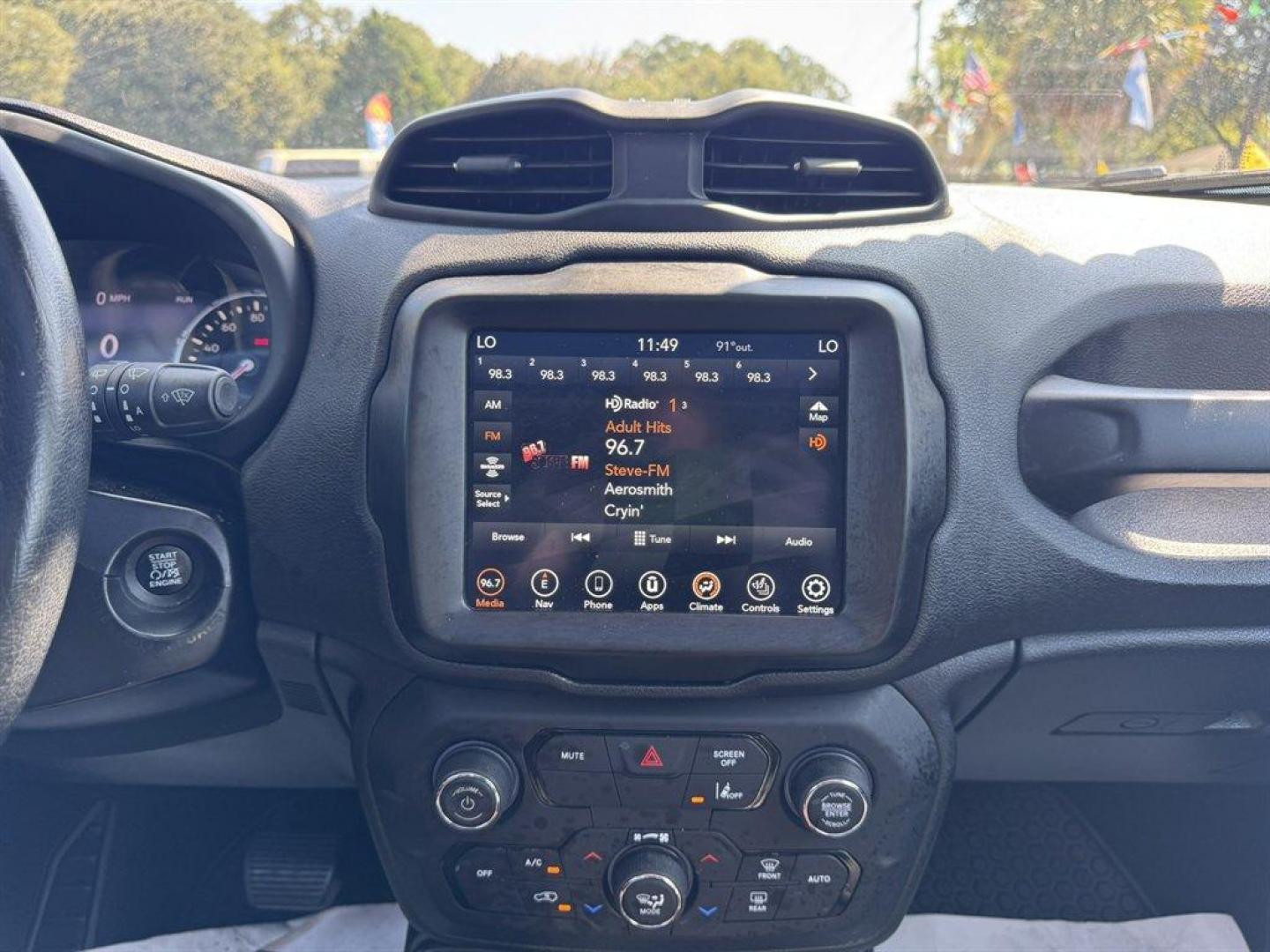 2021 Orange /Black Jeep Renegade (ZACNJDC10MP) with an 1.3l I-4 DI Sohc T/C 1.3l engine, Automatic transmission, located at 745 East Steele Rd., West Columbia, SC, 29170, (803) 755-9148, 33.927212, -81.148483 - Special Internet Price! 2021 Jeep Renegade - Photo#12