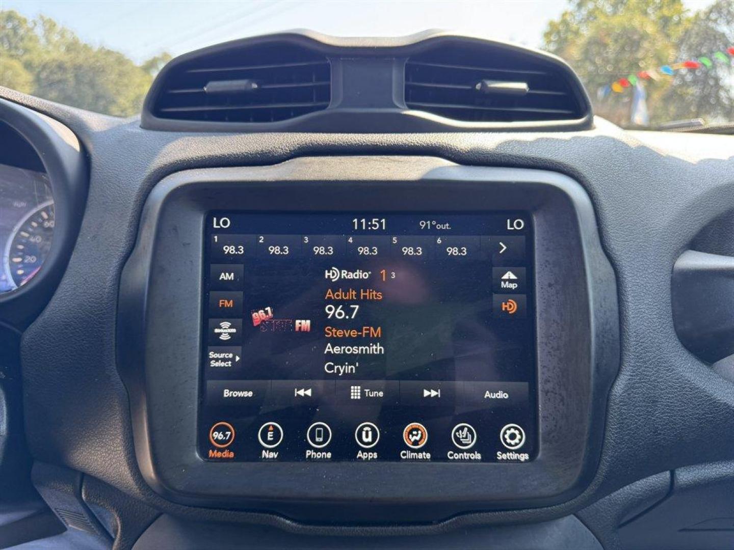 2021 Orange /Black Jeep Renegade (ZACNJDC10MP) with an 1.3l I-4 DI Sohc T/C 1.3l engine, Automatic transmission, located at 745 East Steele Rd., West Columbia, SC, 29170, (803) 755-9148, 33.927212, -81.148483 - Special Internet Price! 2021 Jeep Renegade - Photo#13