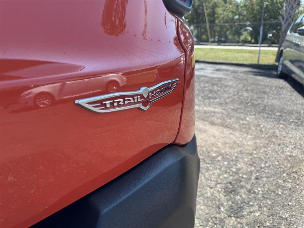 2021 Orange /Black Jeep Renegade (ZACNJDC10MP) with an 1.3l I-4 DI Sohc T/C 1.3l engine, Automatic transmission, located at 745 East Steele Rd., West Columbia, SC, 29170, (803) 755-9148, 33.927212, -81.148483 - Special Internet Price! 2021 Jeep Renegade - Photo#36