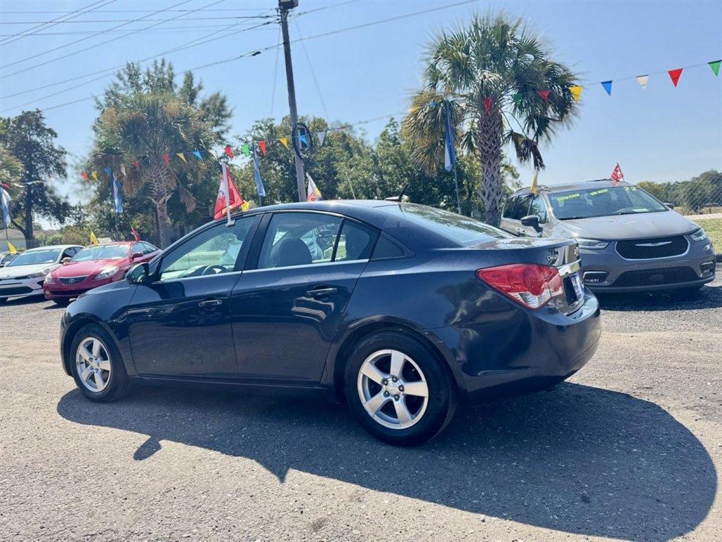 2014 Black /Black Chevrolet Cruze (1G1PC5SB1E7) with an 1.4l I-4 MFI Dohc T/C 1.4 engine, Automatic transmission, located at 745 East Steele Rd., West Columbia, SC, 29170, (803) 755-9148, 33.927212, -81.148483 - Special Internet Price! 2014 Chevrolet Cruze LT - Photo#5