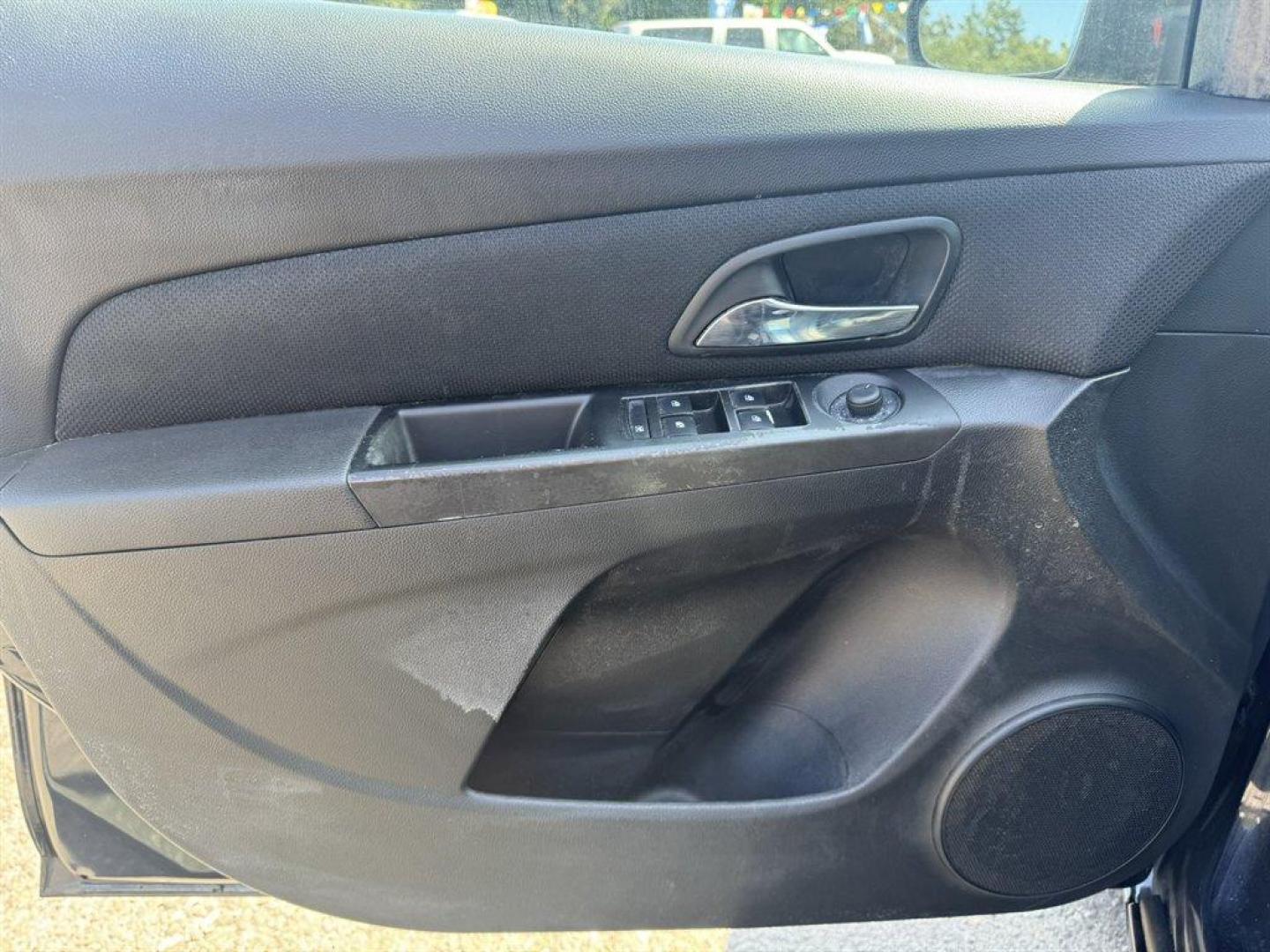 2014 Black /Black Chevrolet Cruze (1G1PC5SB1E7) with an 1.4l I-4 MFI Dohc T/C 1.4 engine, Automatic transmission, located at 745 East Steele Rd., West Columbia, SC, 29170, (803) 755-9148, 33.927212, -81.148483 - Special Internet Price! 2014 Chevrolet Cruze LT - Photo#17